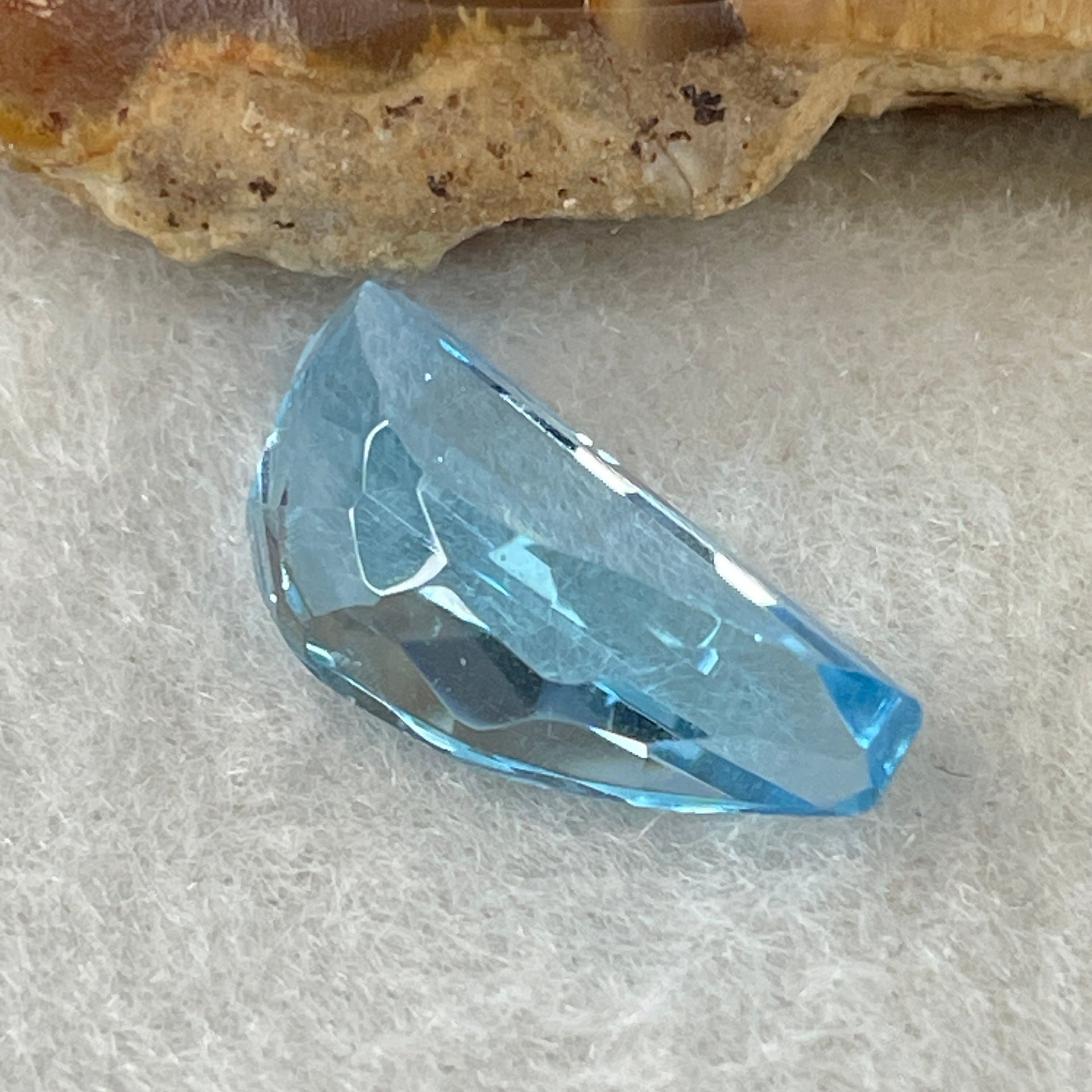 Natural Sky Blue Topaz Trillion Shape 7.22ct 17.5 b y 8.4 by 6.2mm - Huangs Jadeite and Jewelry Pte Ltd