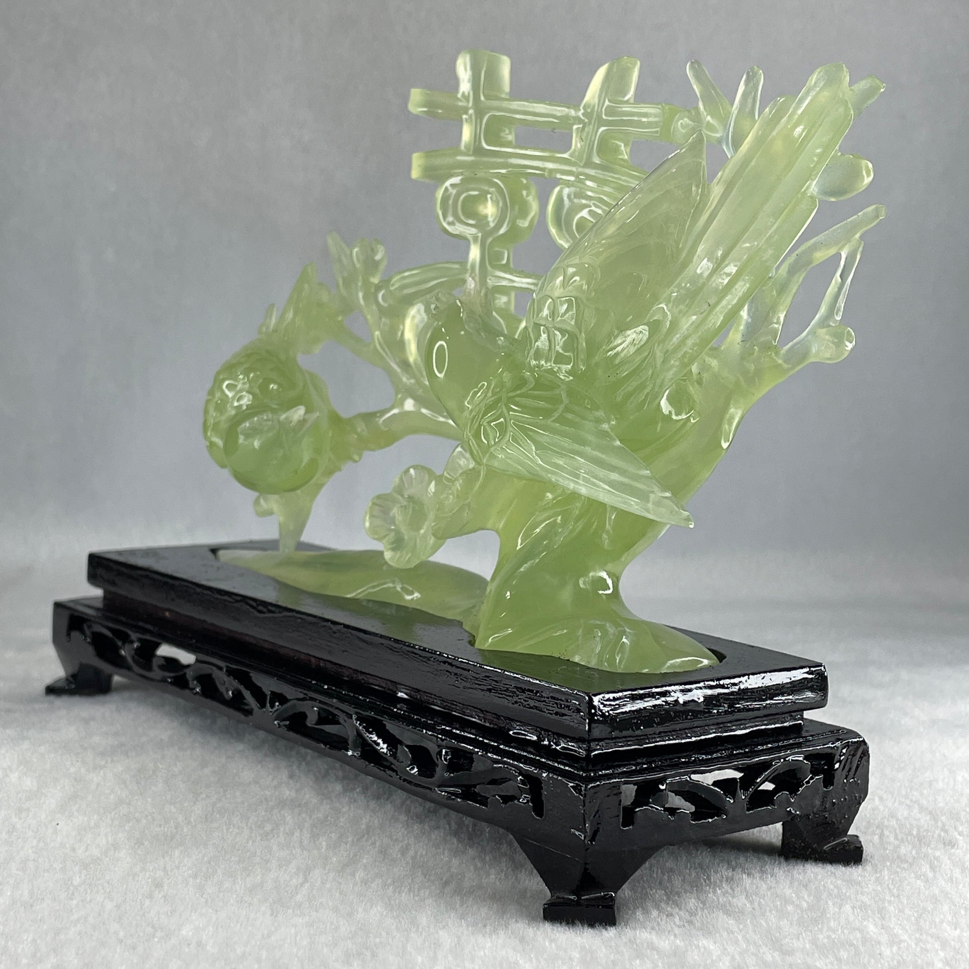 Natural Green Serpentine 囍 Double Happiness Love Birds with Flower with Wooden Stand Display 469.1g 192.0 by 138.0 by 68.0mm - Huangs Jadeite and Jewelry Pte Ltd