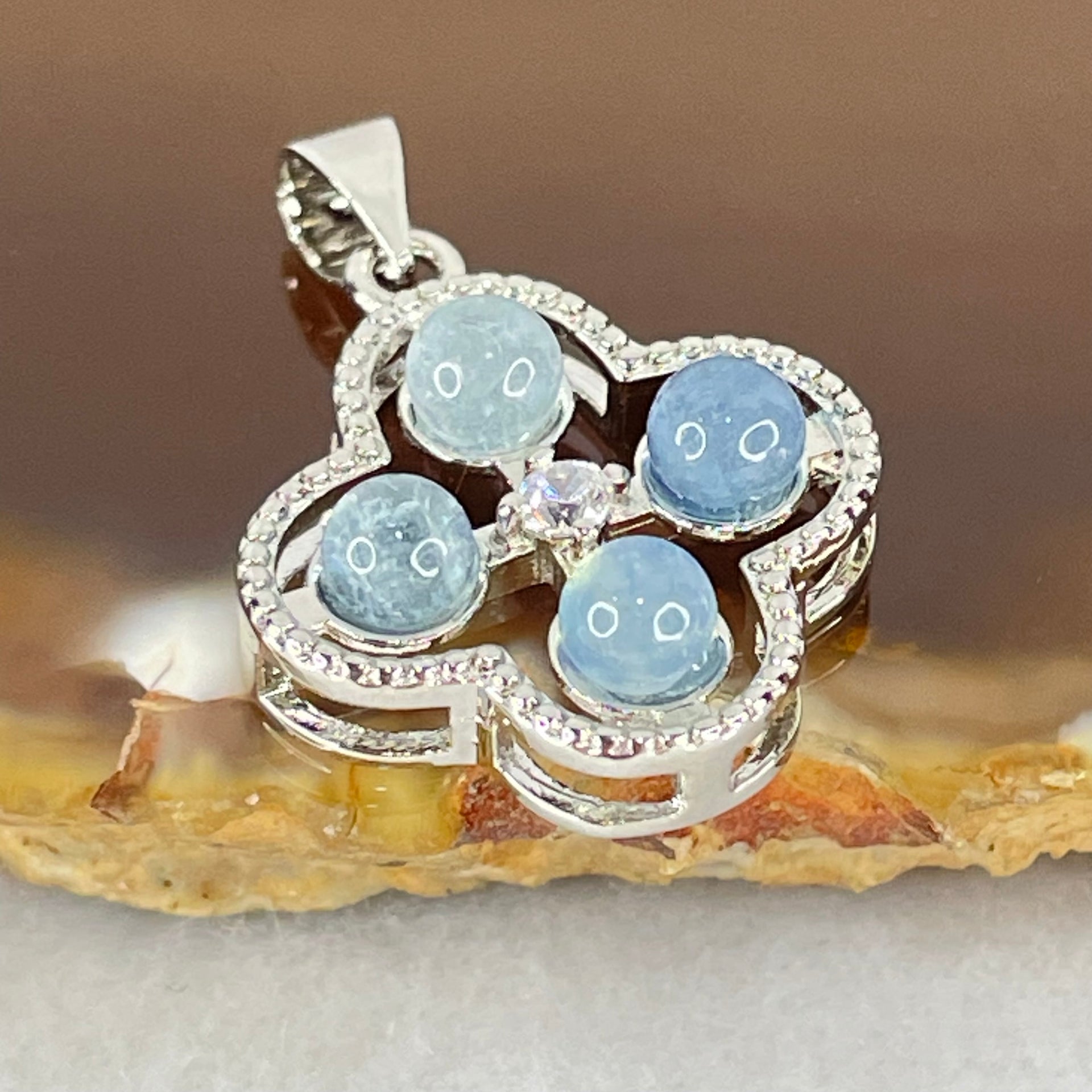 Above Average Grade Rare Natural Blue Dumortierite Rutilated Quartz in S925 Four Leaf Clover Pendant 2.21g 4.0mm 4pcs - Huangs Jadeite and Jewelry Pte Ltd