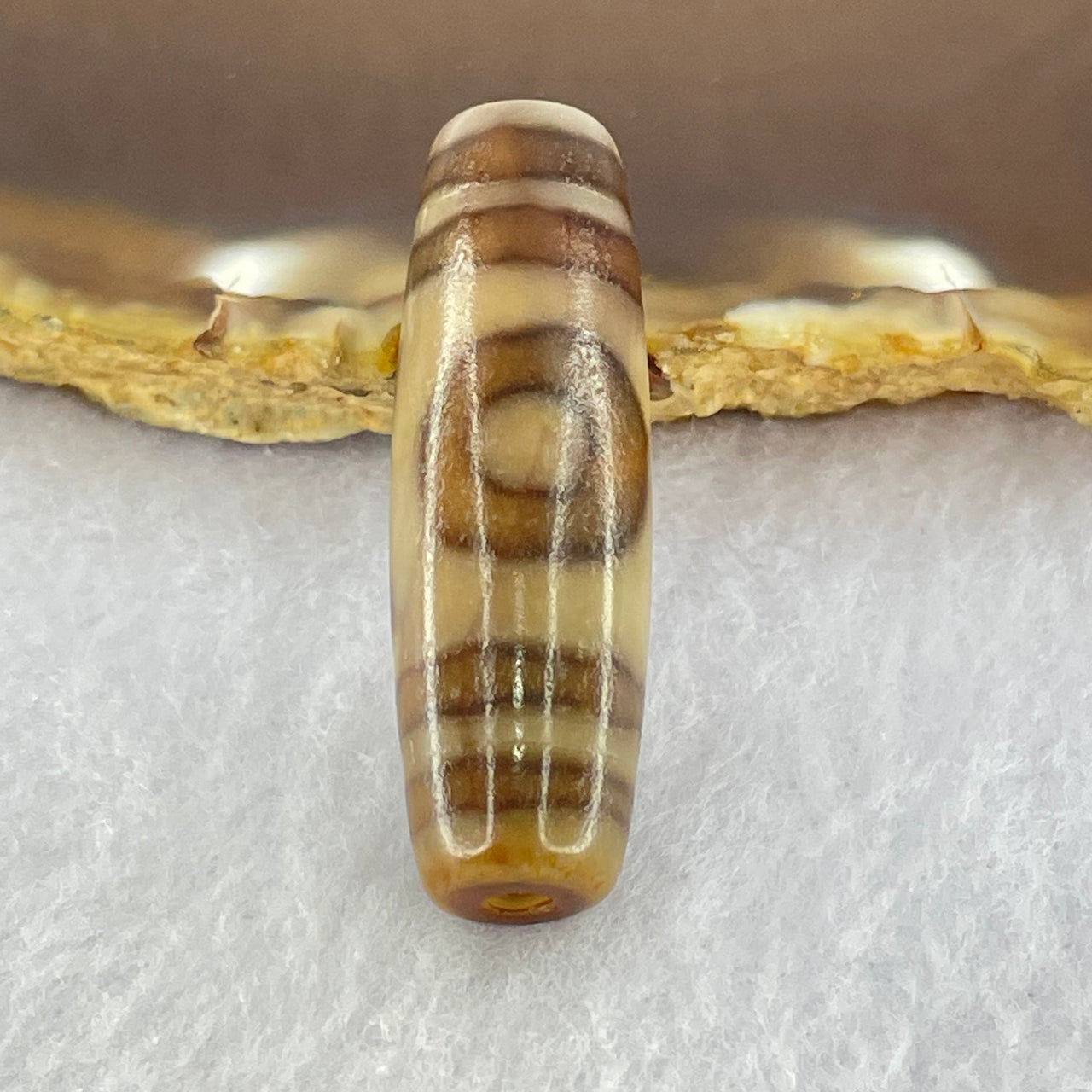 Natural Powerful Tibetan Old Oily Agate Sky Door Serenity 1 Eye Dzi Bead Heavenly Master (Tian Zhu) 一眼天诛 8.05g 37.9 by 11.8mm - Huangs Jadeite and Jewelry Pte Ltd