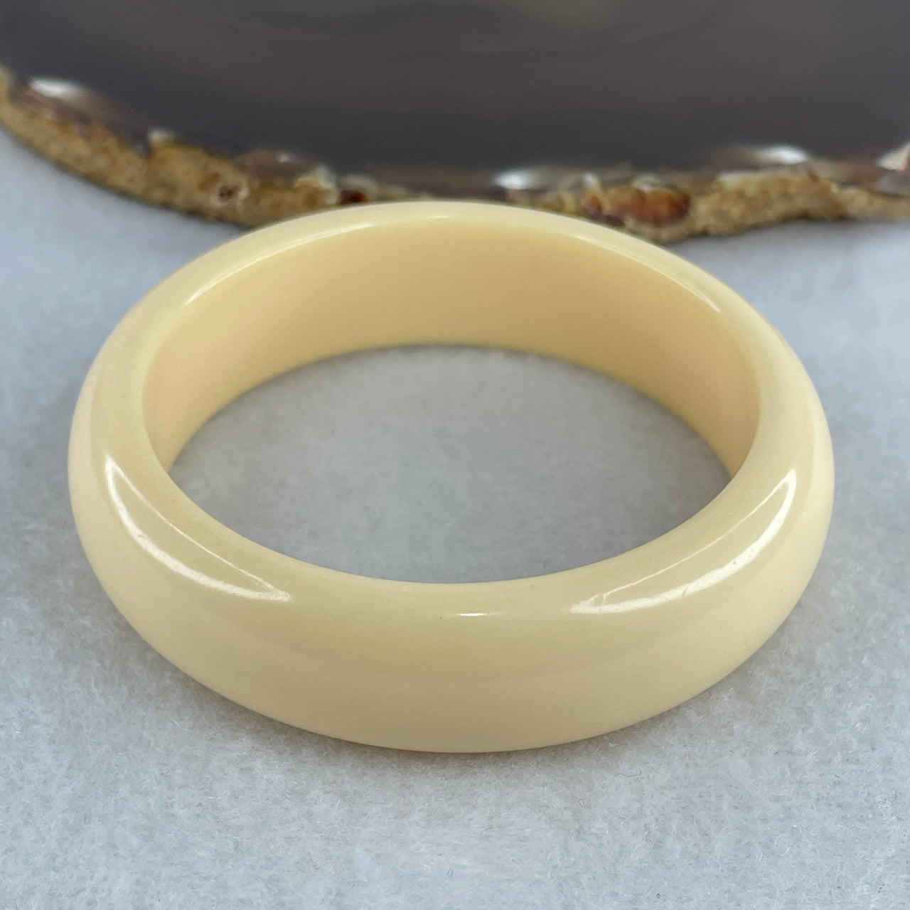 Ivory Fruit Seed Bangle | Hand-Carved Eco-Friendly Tagua Nut Vegetable Ivory Broad Bangle (34.08g | Inner Diameter 56.1mm | 16.6 x 8.0mm)
