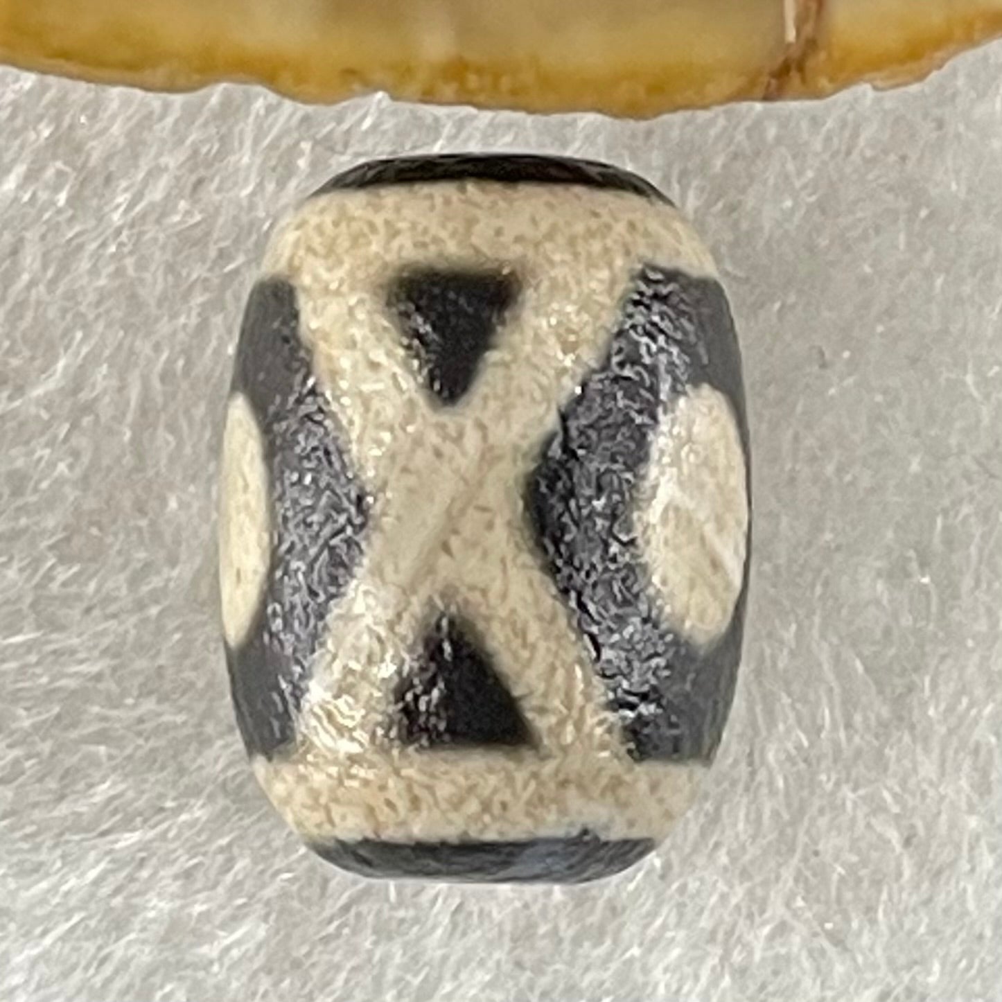 Natural Powerful Tibetan Old Oily Agate Jin Gang 3 Eyes Dzi Bead Heavenly Master (Tian Zhu) 金刚三眼天诛 2.20g 13.8 by 10.0mm - Huangs Jadeite and Jewelry Pte Ltd