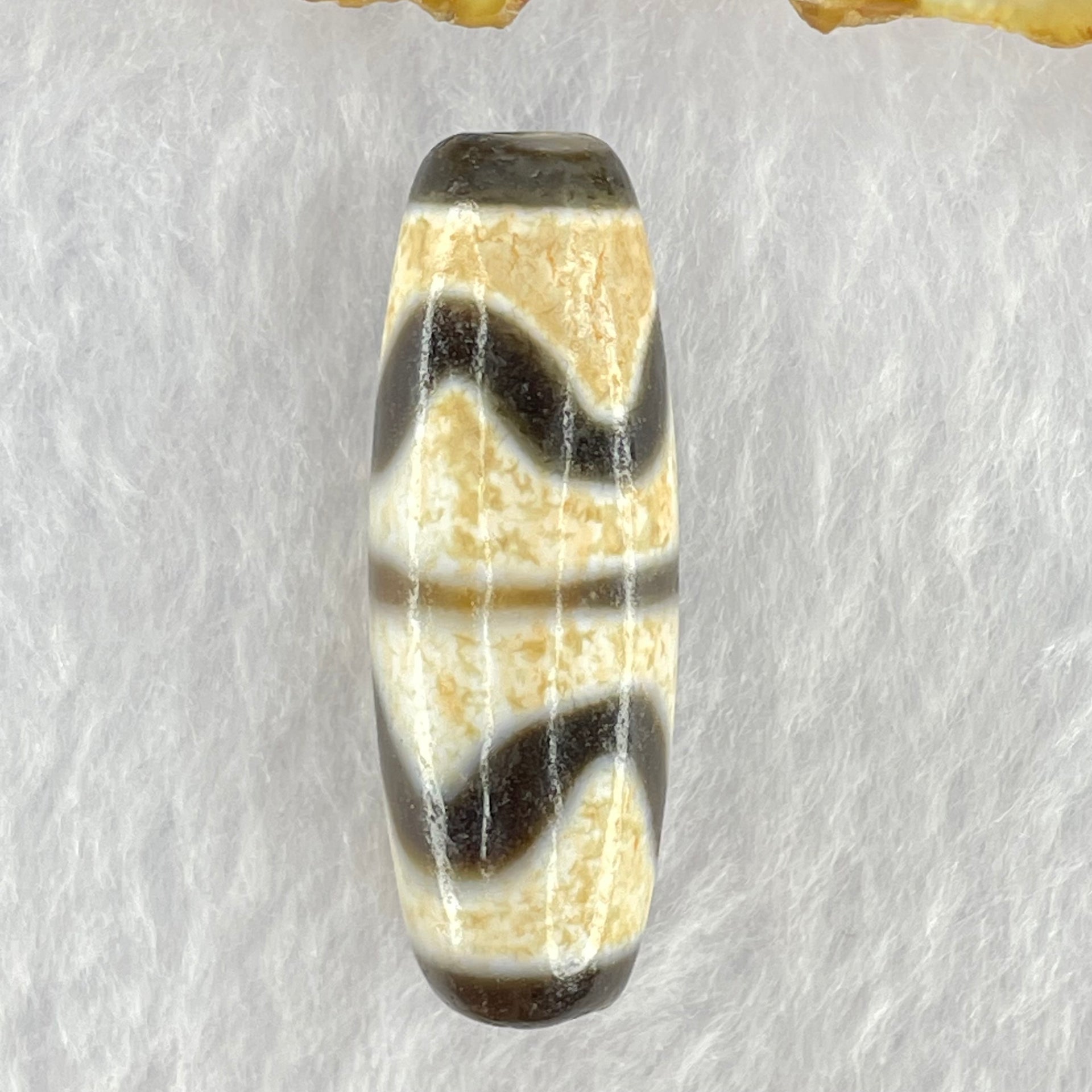 Natural Powerful Tibetan Old Oily Dark Brown White Yellow Agate Double Tiger Tooth Daluo Dzi Bead Heavenly Master (Tian Zhu) 双虎呀天诛 9.73g 37.4 by 13.1mm - Huangs Jadeite and Jewelry Pte Ltd
