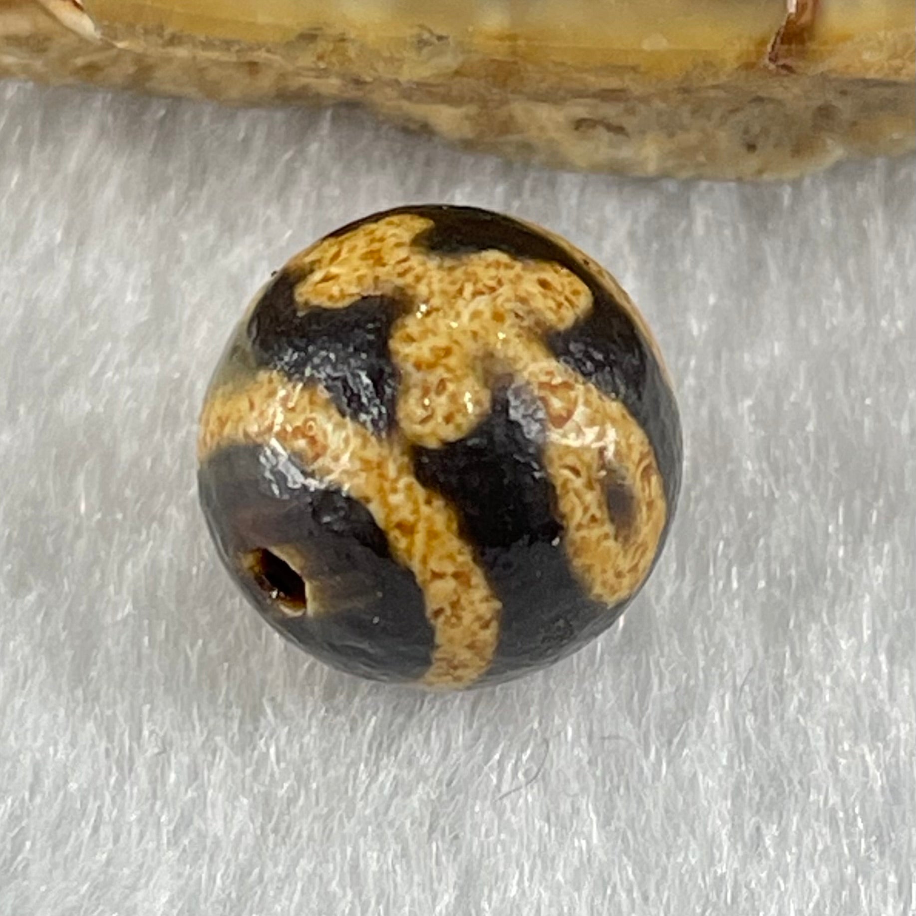 Natural Powerful Tibetan Old Oily Agate Patina Guiren Tairen Human Dzi Bead Totem Amulet Heavenly Master (Tian Zhu) 贵人天诛 15.3g 10.4 by 10.6mm - Huangs Jadeite and Jewelry Pte Ltd