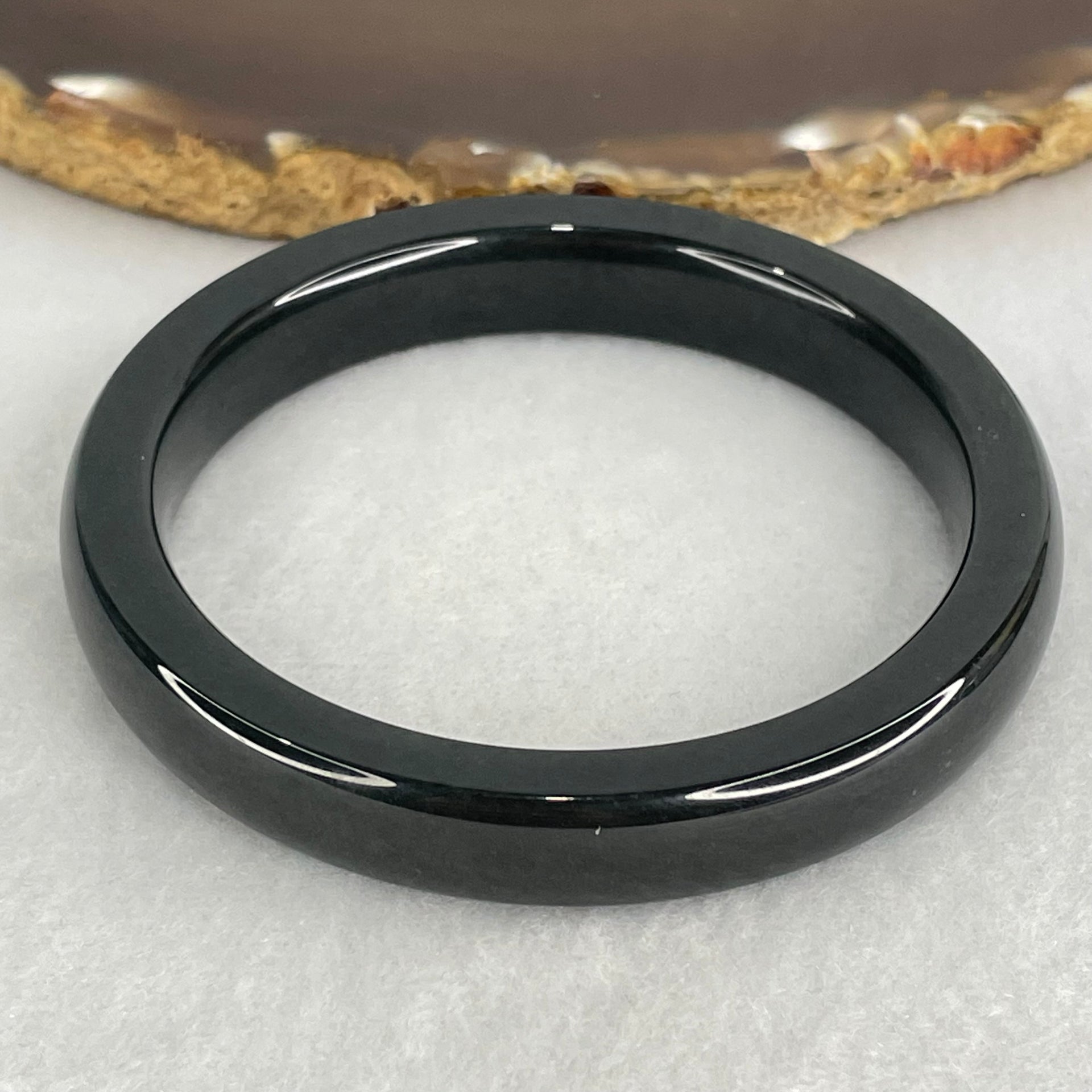 Natural Dark Green Nephrite Bangle Internal Diameter 55.3mm 39.59g 10.0 by 7.6mm (Close to Perfect) - Huangs Jadeite and Jewelry Pte Ltd