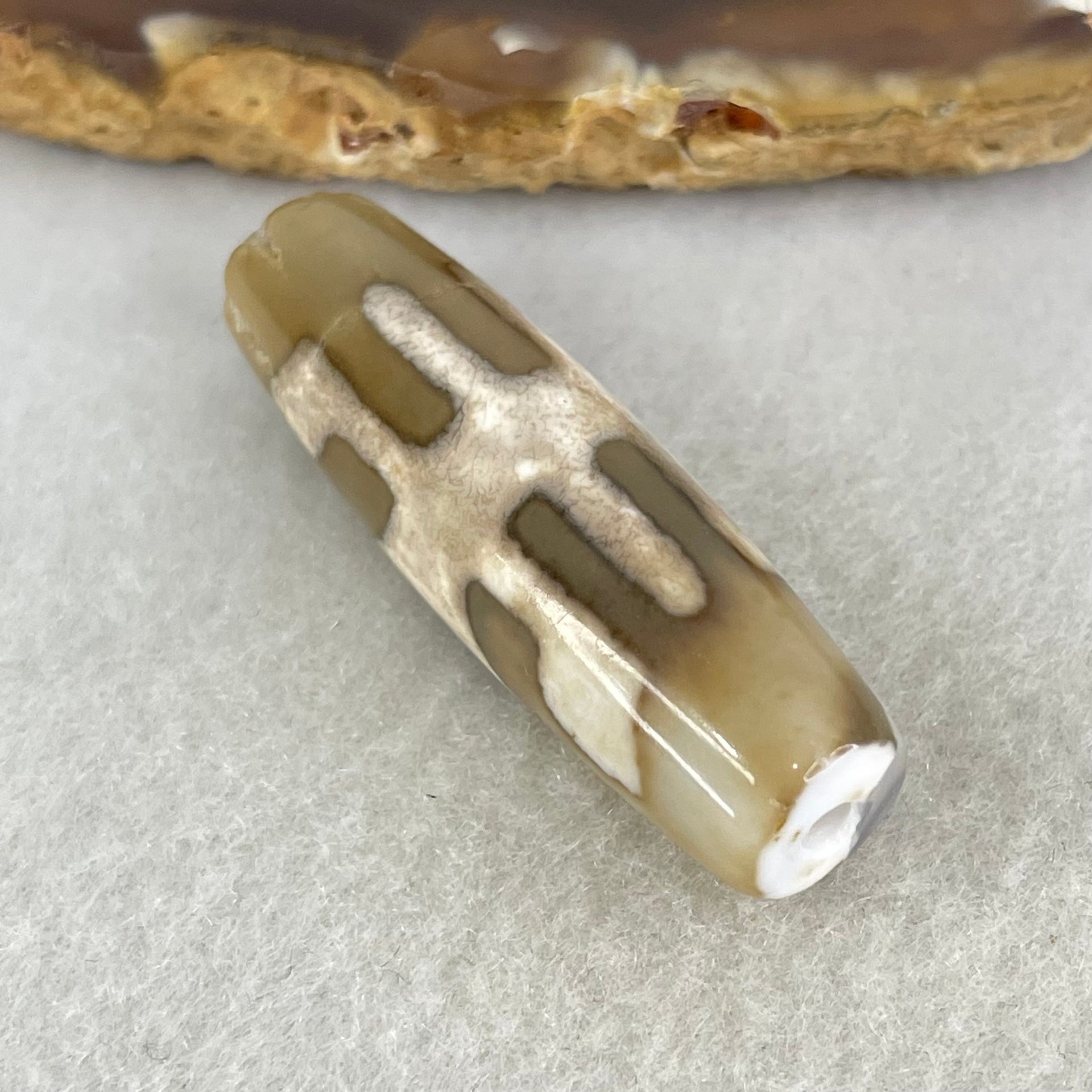 Natural Powerful Tibetan Old Oily Agate Patina Guiren Tairen Human Dzi Bead Totem Amulet Heavenly Master (Tian Zhu) 贵人天诛 8.66g 38.7 by 11.9mm - Huangs Jadeite and Jewelry Pte Ltd