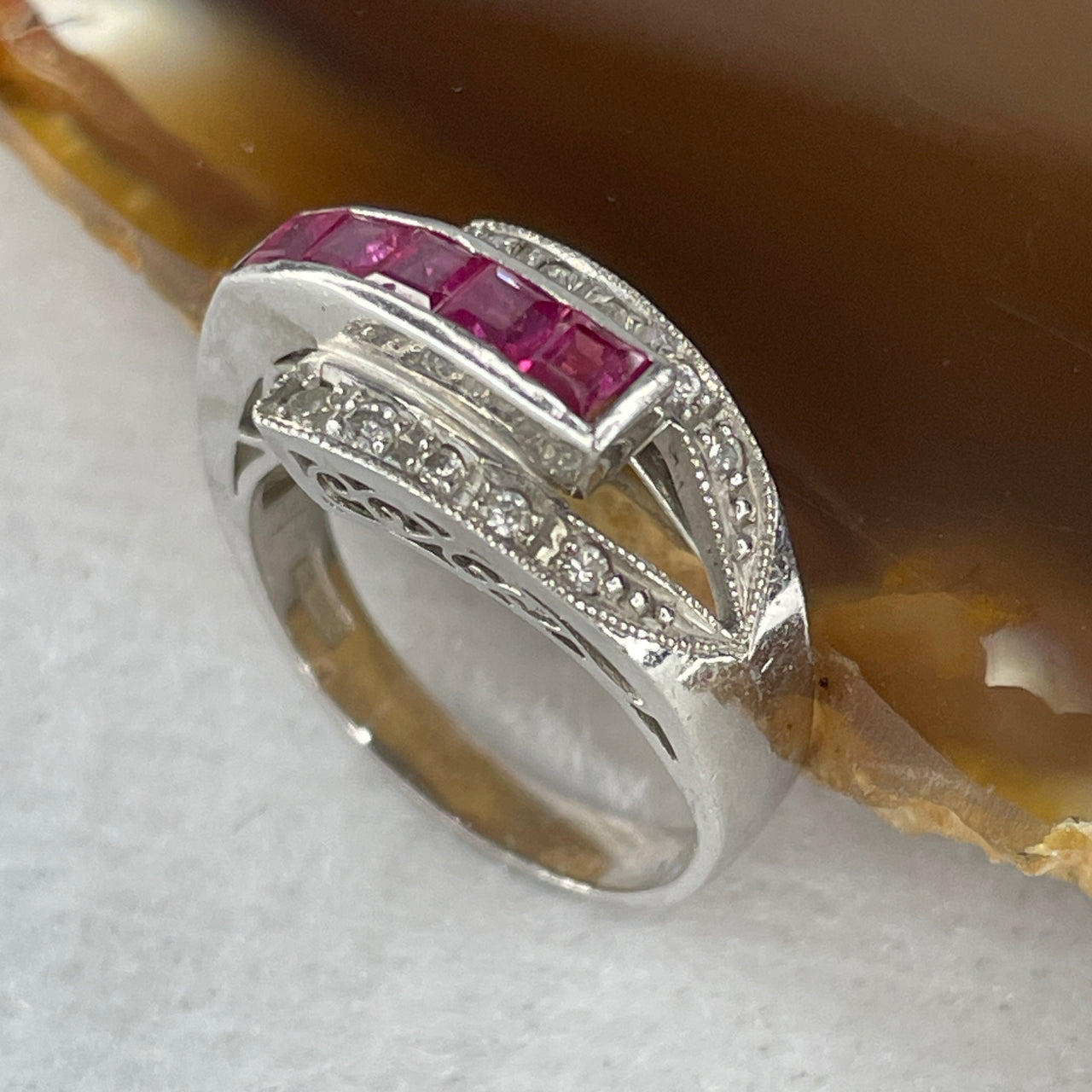 Natural Rubies Total 0.60ct each approx 2.5 by 2.5 by 2.5mm Natural Diamonds 0.12ct each about 1.2mm in Platinum PT900 Ring 5.57g US4 HK8.5 - Huangs Jadeite and Jewelry Pte Ltd