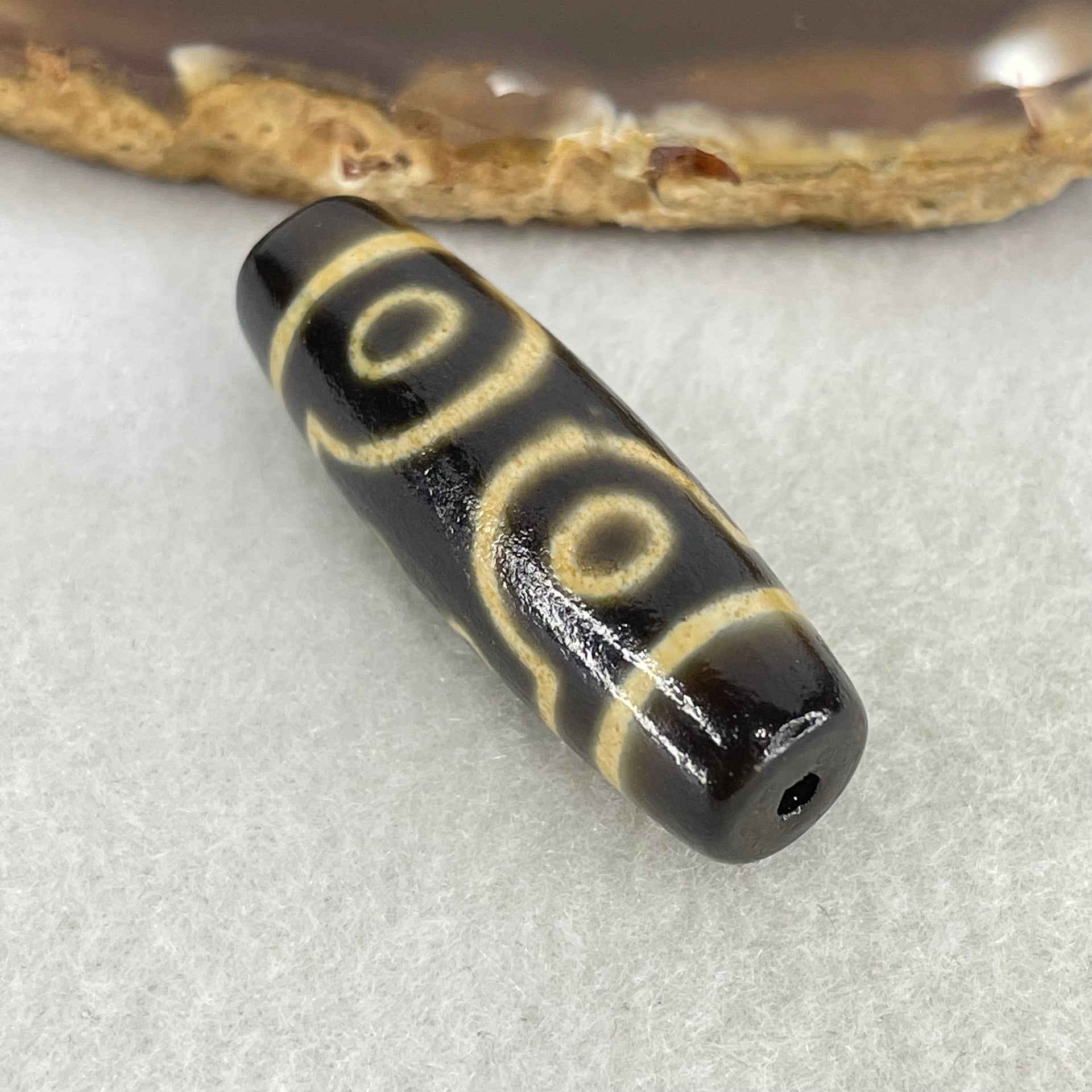 Natural Powerful Tibetan Old Oily Agate 7 Eyes Dzi Bead Heavenly Master (Tian Zhu) 七眼天诛 11.03g 39.4 by 13.3mm - Huangs Jadeite and Jewelry Pte Ltd