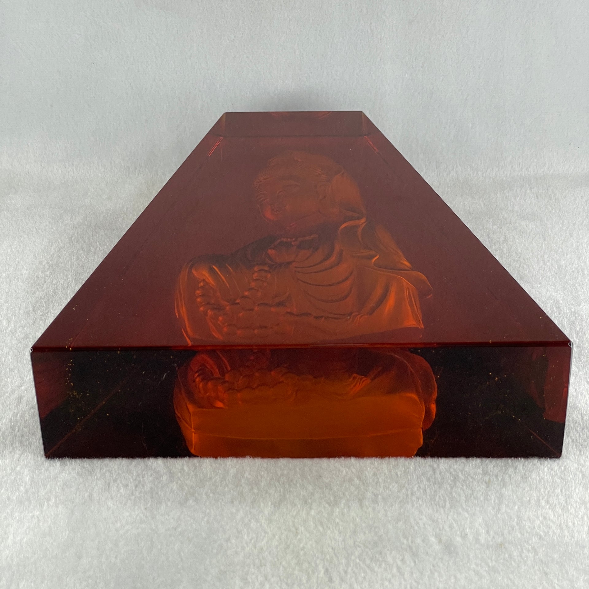Liuli Red Guan Yin Display 3,171.0g 180.0 by 60.0 by 200.0mm - Huangs Jadeite and Jewelry Pte Ltd