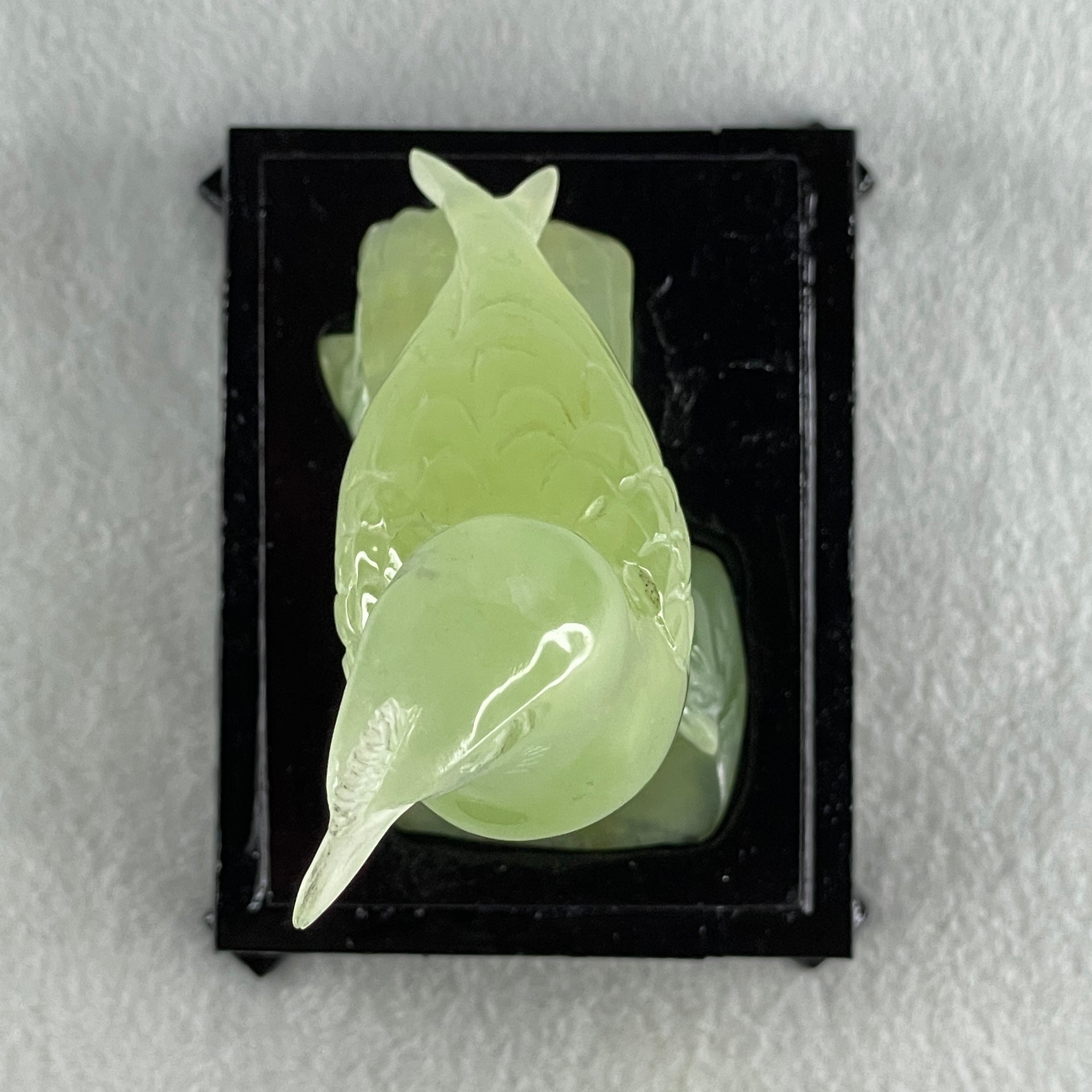 Natural Green Serpentine Javan Mynah Birds on Tree with Wooden Stand Display 291.4g 99.0 by 153.8 by 78.0mm - Huangs Jadeite and Jewelry Pte Ltd