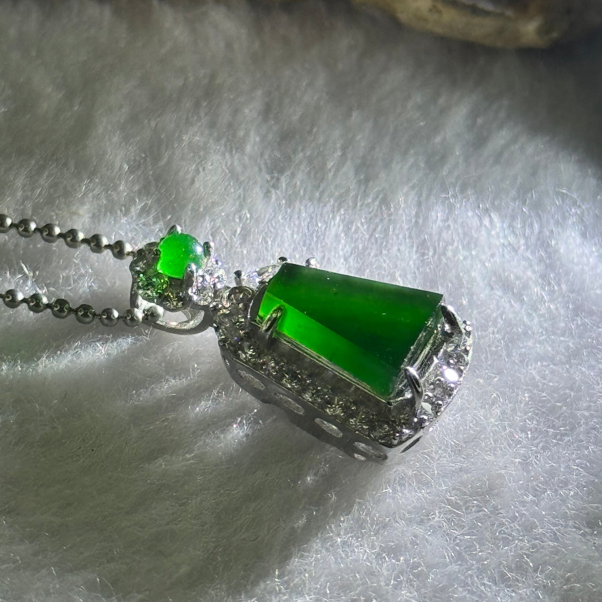 Type A Icy Green Omphasite Jadeite 9.9 by 8.5 by 2.5mm Wu Shi Pai Pendant in S925 Sliver Necklace 4.56g - Huangs Jadeite and Jewelry Pte Ltd