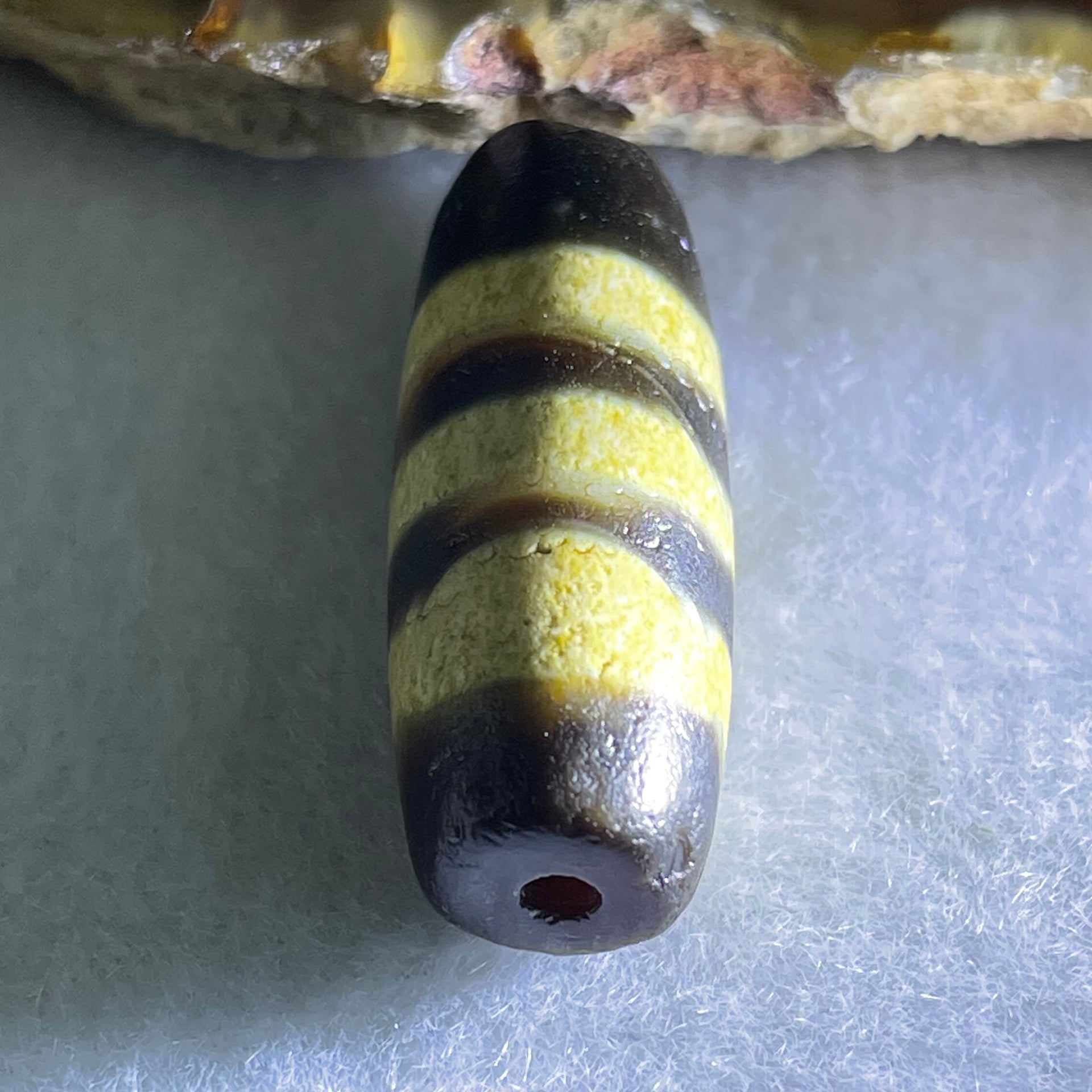 Natural Powerful Tibetan Old Oily Agate 3 Lines Dzi Bead Heavenly Master (Tian Zhu) 三行天诛 5.80g 29.2 by 11.2mm - Huangs Jadeite and Jewelry Pte Ltd