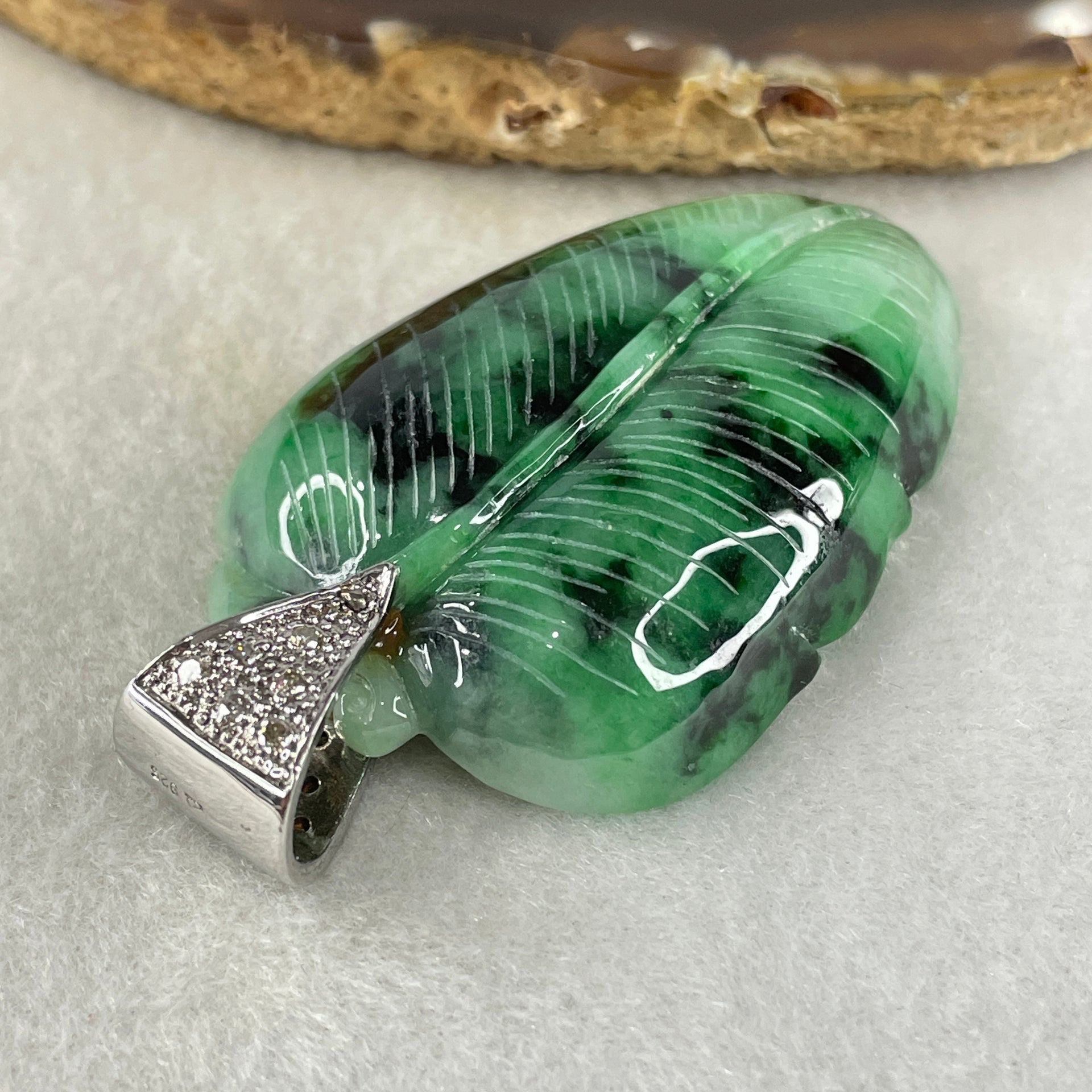 Antique Natural Type A Translucent Light Green with Old Mine Spicy Green and Dark Green Piao Hua Jadeite Leaf and Cabbage approx. 53.57 by 34.67 by 12.26mm in S925 Silver and Natural Diamonds Pendant 58.51g (152.22cts) BIG Cert. B010995 - Huangs Jadeite and Jewelry Pte Ltd