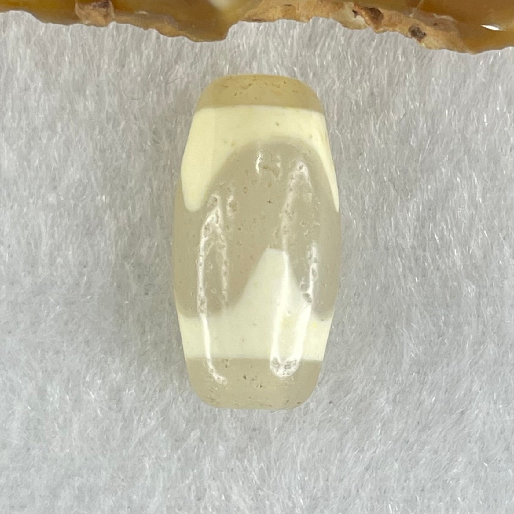 Natural Powerful Tibetan Old Oily Agate Tiger Tooth Daluo Dzi Bead Heavenly Master (Tian Zhu) 虎呀天诛 2.82g 19.9 by 10.1mm - Huangs Jadeite and Jewelry Pte Ltd