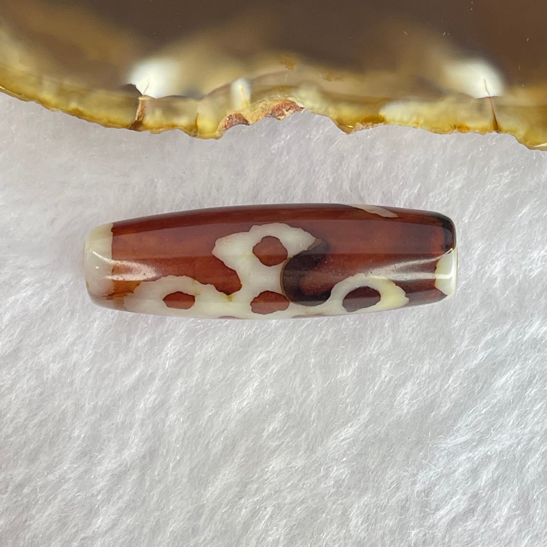 Natural Powerful Tibetan Old Oily Agate 5 Eyes Lightning Dzi Bead Heavenly Master (Tian Zhu) 五眼闪电天珠 8.51g 38.0 by 12.0mm - Huangs Jadeite and Jewelry Pte Ltd