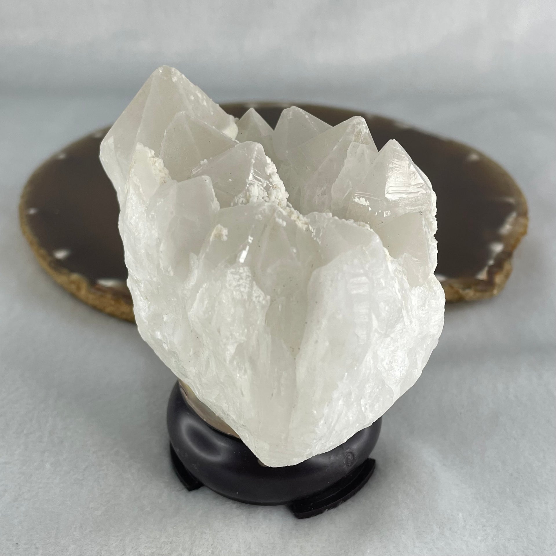 Natural Milky White Quartz Display 334.86g 77.4 by 59.0 by 87.7mm - Huangs Jadeite and Jewelry Pte Ltd