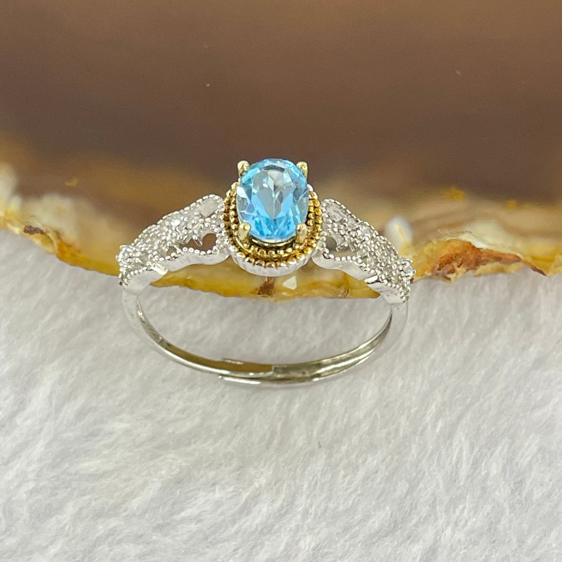 Blue Cubic Zirconia with Crystals in S925 Sliver Ring (Adjustable Size) 1.81g 6.5 by 5.0 by 3.5mm - Huangs Jadeite and Jewelry Pte Ltd