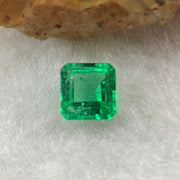 Natural Colombia Green Emerald (Beryl) Cut-Cornered Rectangular step cut 0.69ct 5.5 by 5.3 by 3.0mm - Huangs Jadeite and Jewelry Pte Ltd