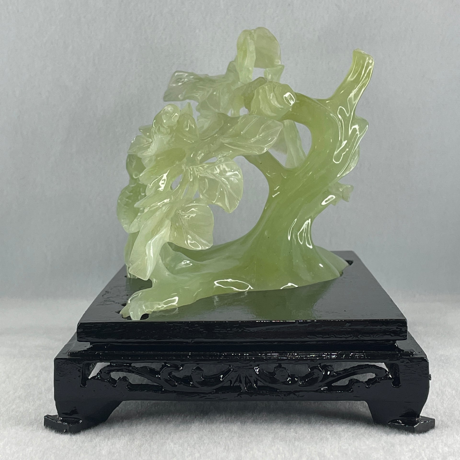Natural Green Serpentine Twin Magpie Birds on Tree with Wooden Stand Display 792.2g L203.0 by B146.0 by H170.0 mm - Huangs Jadeite and Jewelry Pte Ltd
