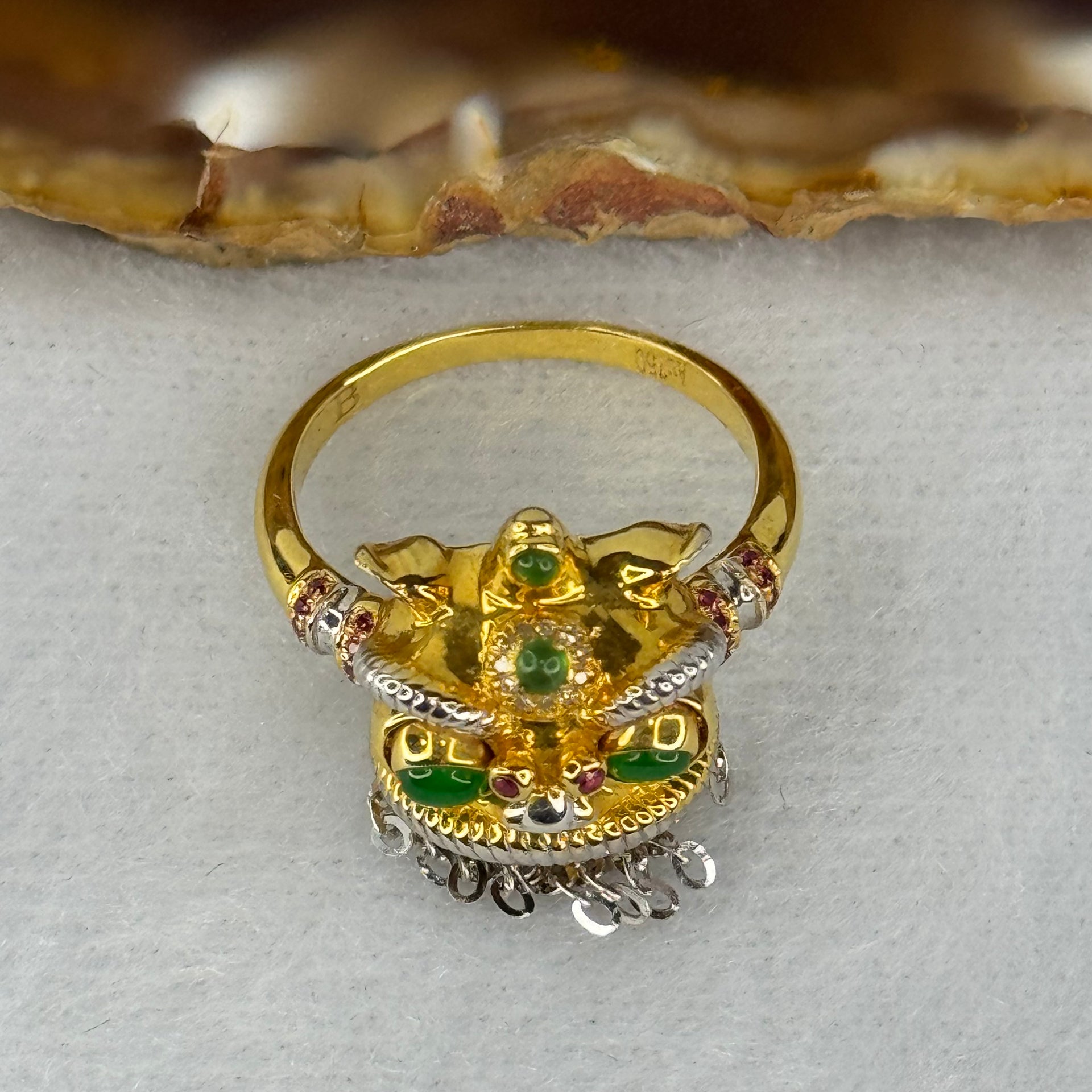 Type A Burmese Full Spicy Green Jade Jadeite 18K Yellow and White Gold customised Moveable Wu Shi Lion Head with Diamonds Ring 6.00g 13.1 by 22.5 by 8.3mm US6.25 HK13.5 Inner Dia 17.0mm - Huangs Jadeite and Jewelry Pte Ltd