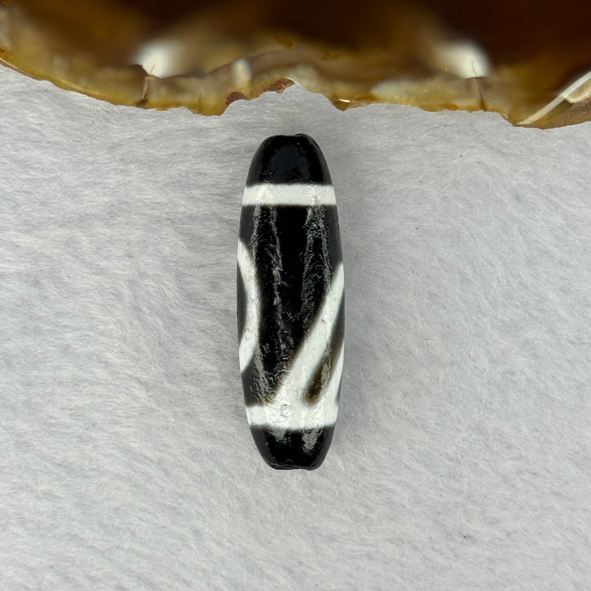 Natural Powerful Tibetan Old Oily Agate 1 Eye With Mountain Support Dzi Bead Heavenly Master (Tian Zhu) 一眼靠天珠 7.14g 36.8 by 11.9mm - Huangs Jadeite and Jewelry Pte Ltd