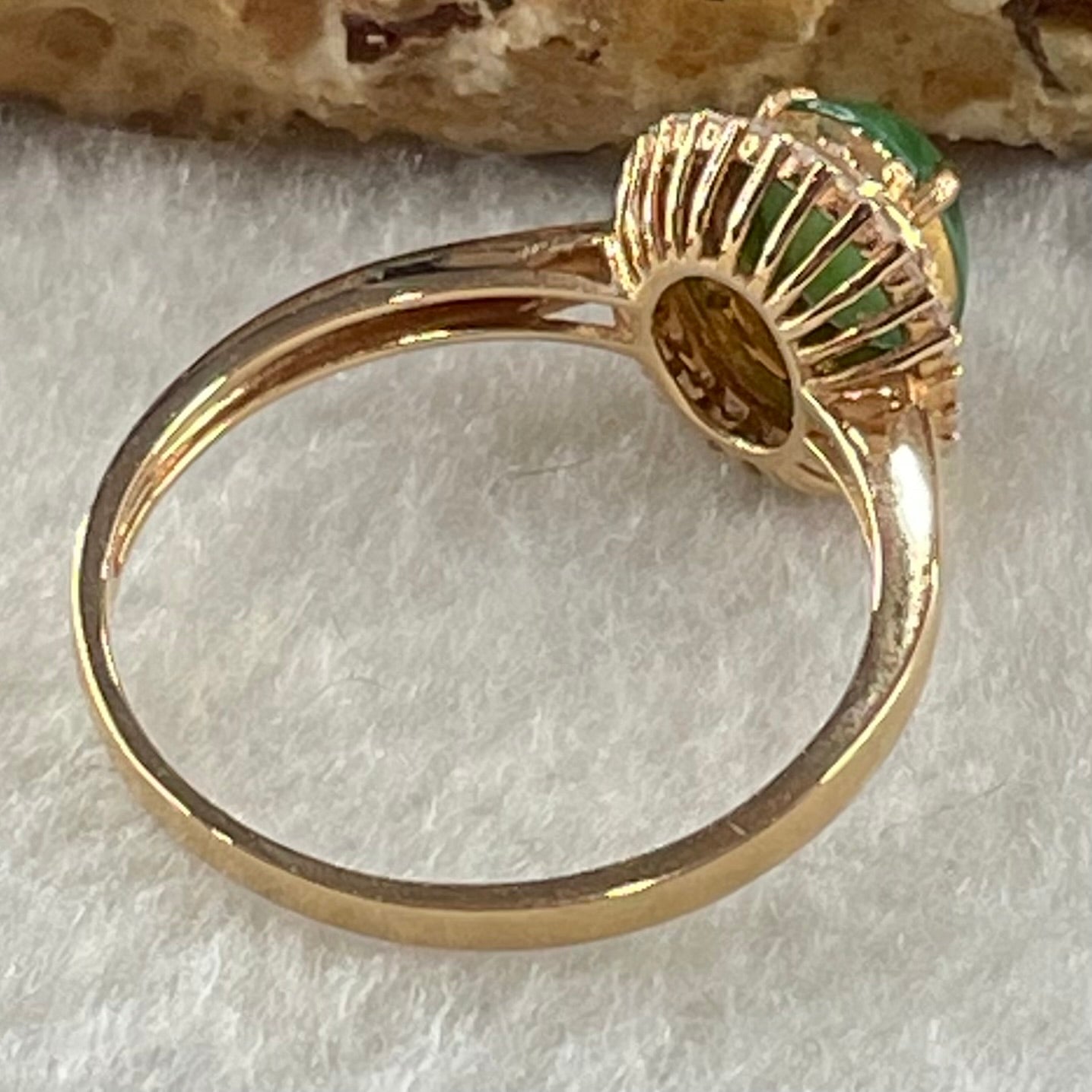 Type A Emerald Green Jadeite with Diamonds in 18K Rose Gold Ring 2.36g 7.5 by 6.0 by 3.5mm US6.8 HK15 - Huangs Jadeite and Jewelry Pte Ltd