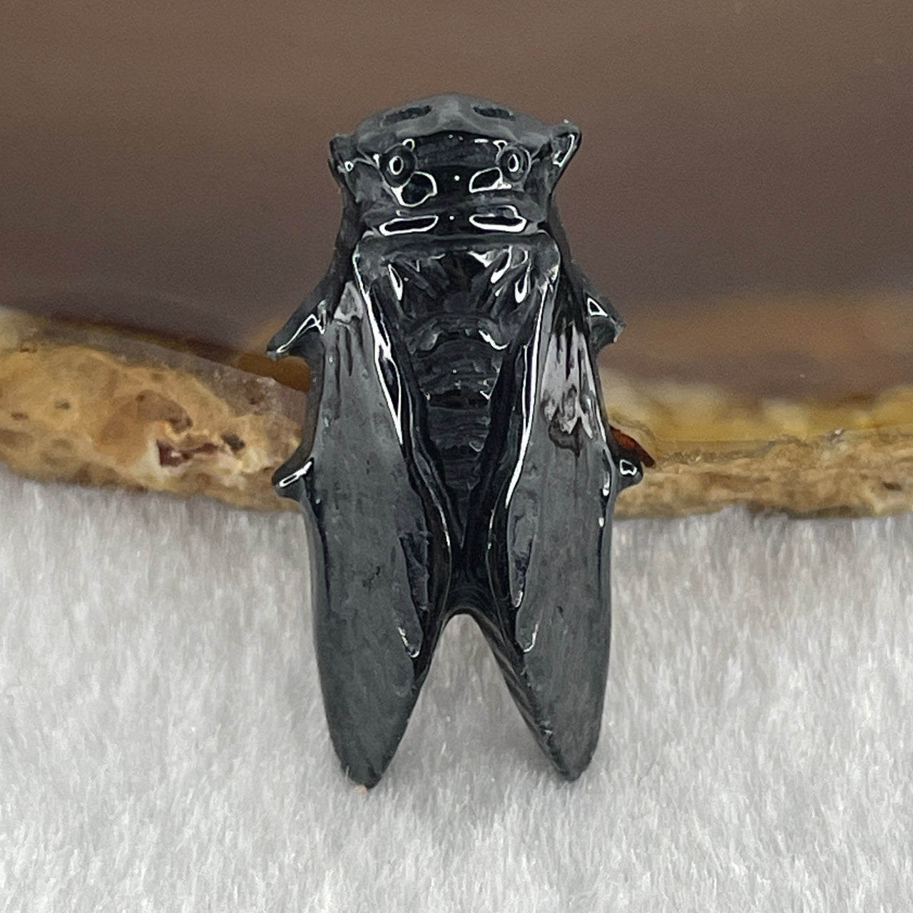 Type A Opaque Black Omphacite Cicada Pendant Charm 4.22g 28.1 by 14.5 by 6.9mm - Huangs Jadeite and Jewelry Pte Ltd