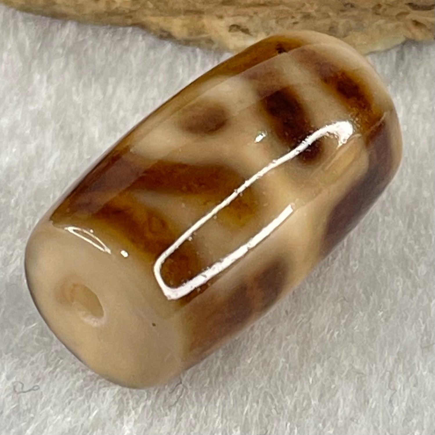 Natural Powerful Tibetan Old Oily Agate Patina Guiren Tairen Human Dzi Bead Totem Amulet Heavenly Master (Tian Zhu) 贵人天诛 4.87g 19.6 by 11.7mm - Huangs Jadeite and Jewelry Pte Ltd