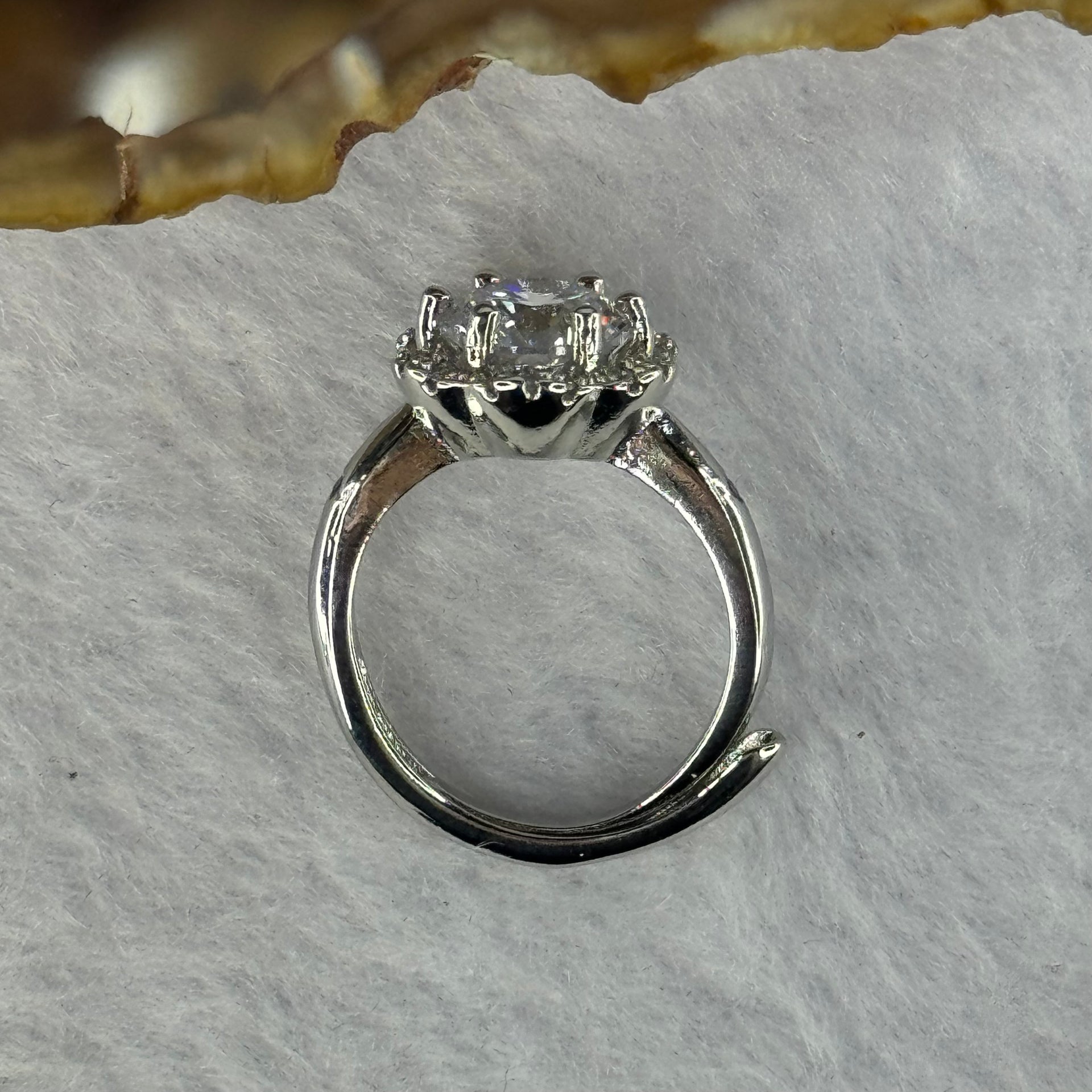 Cubic Zirconia in S925 Sliver Ring (Adjustable Size) 4.05g 8.5 by 4.0mm - Huangs Jadeite and Jewelry Pte Ltd