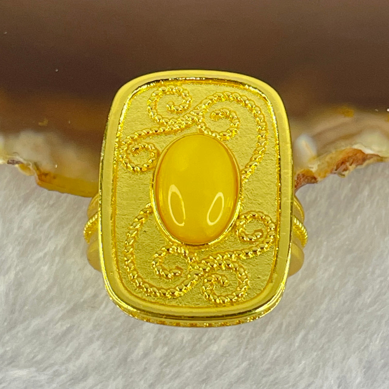 Natural Butterscotch Amber in  Sliver Gold Color Ring (Adjustable Size) 7.21g 10.1 by 6.5 by 3.5mm - Huangs Jadeite and Jewelry Pte Ltd
