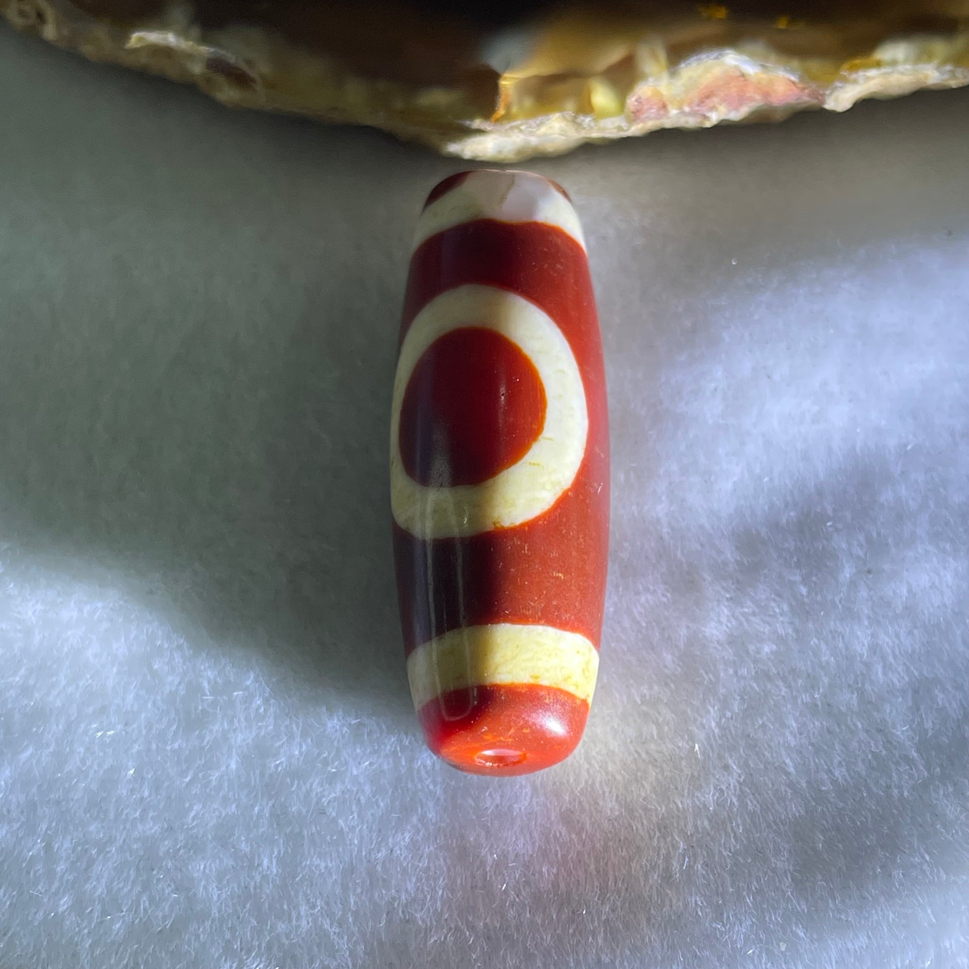 Natural Powerful Tibetan Old Oily Red White Agate One Eye Earth Element Dzi Bead Heavenly Master (Tian Zhu) 一眼土元素天珠 10.60g 37.9 by 13.5mm - Huangs Jadeite and Jewelry Pte Ltd