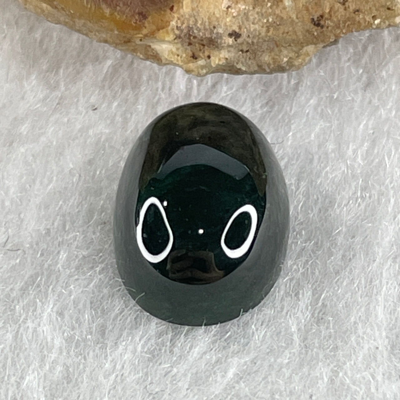 Type A Translucent Black Omphacite Jadeite Round Cabouchon Stone For Setting 1.09g 11.9 by 8.5 by 5.2mm - Huangs Jadeite and Jewelry Pte Ltd