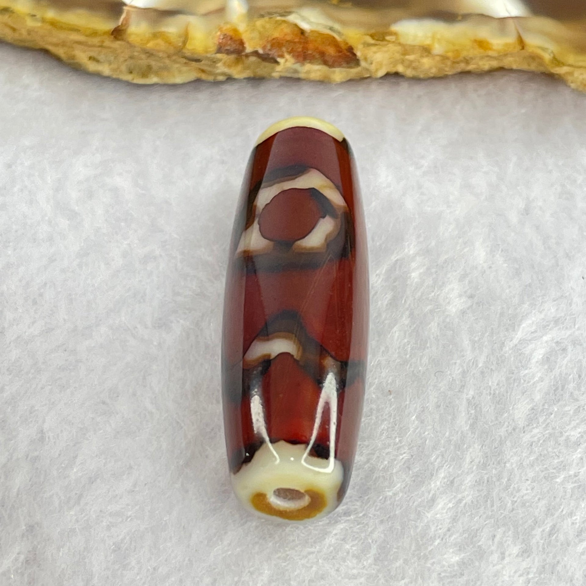 Natural Powerful Tibetan Old Oily Agate Sky Door Serenity 1 Eye Dzi Bead Heavenly Master (Tian Zhu) 一眼天诛 8.75g 37.8 by 12.0mm - Huangs Jadeite and Jewelry Pte Ltd