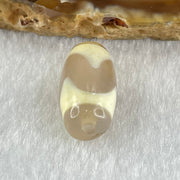 Natural Powerful Tibetan Old Oily Agate Tiger Tooth Daluo Dzi Bead Heavenly Master (Tian Zhu) 虎呀天诛 2.99g 19.7 by 10.2mm - Huangs Jadeite and Jewelry Pte Ltd