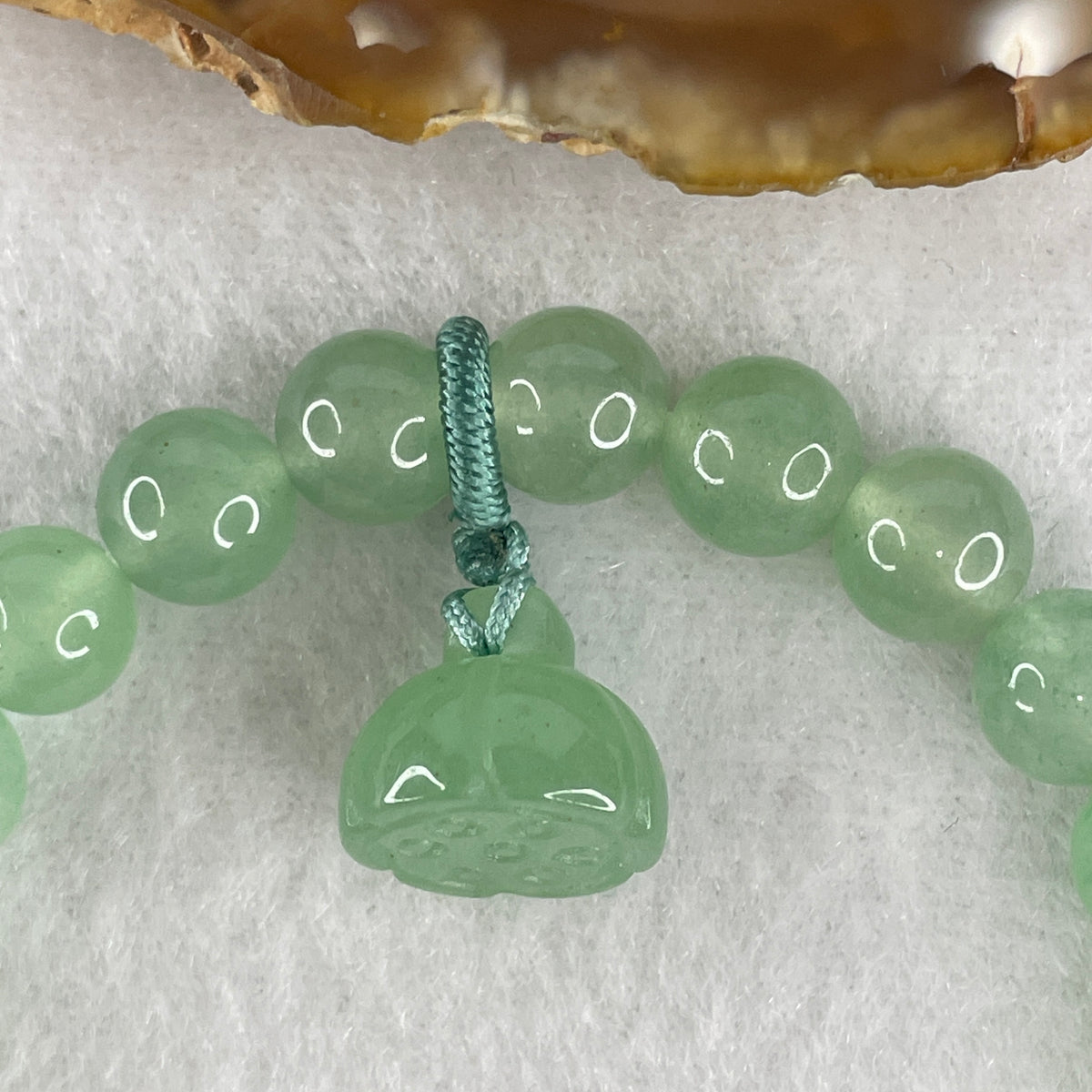 Natural Green Aventurine Bead Bracelet with Lotus Charm | Untreated Stone of Opportunity Stretch Bracelet (20.94g | 15.5cm Wrist | 8.6mm | 23 Beads)