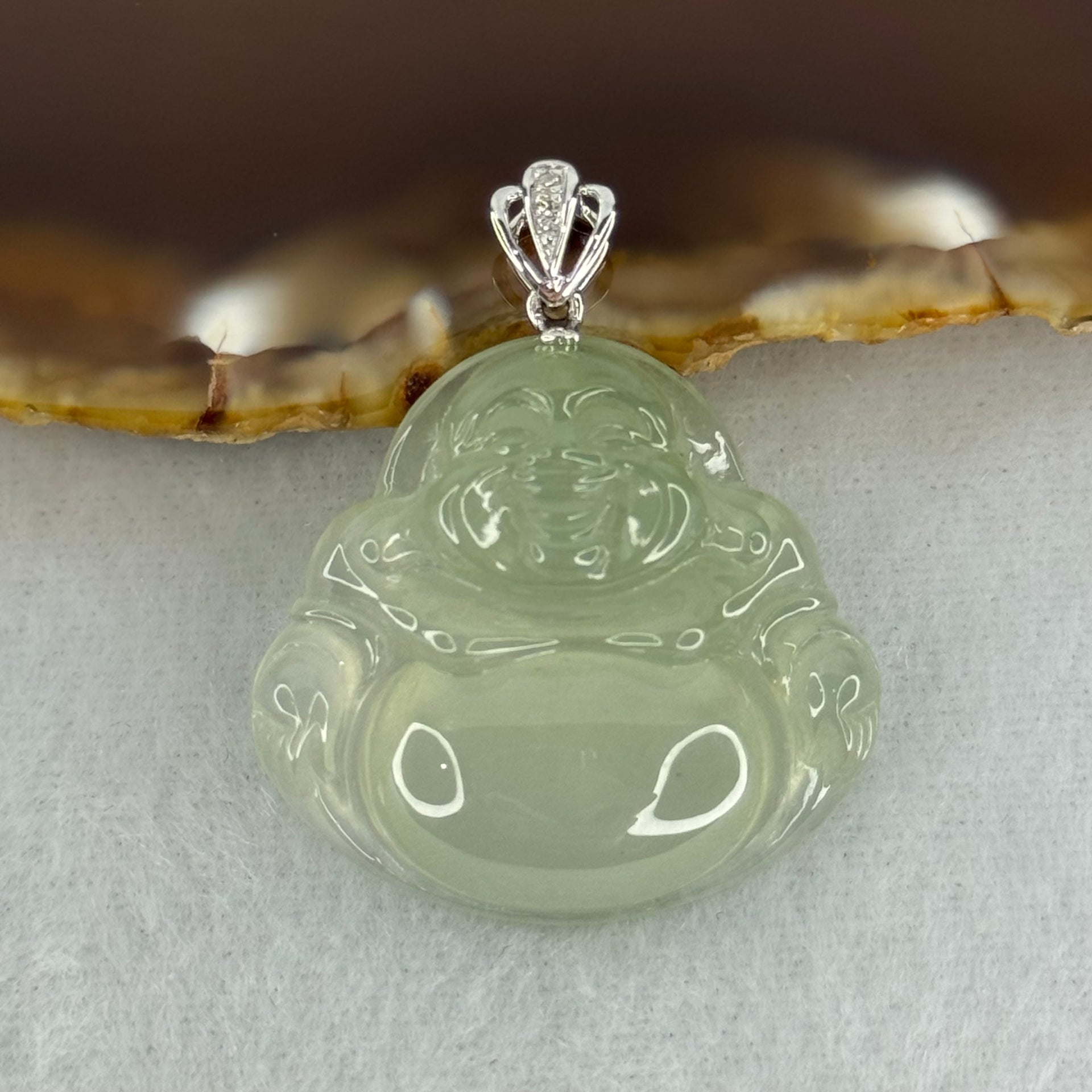 18K 750 White Gold Type A Icy Light Green Jadeite Milo Buddha with Diamonds Pendant 6.71g 26.6 by 28.0 by 6.0mm - Huangs Jadeite and Jewelry Pte Ltd
