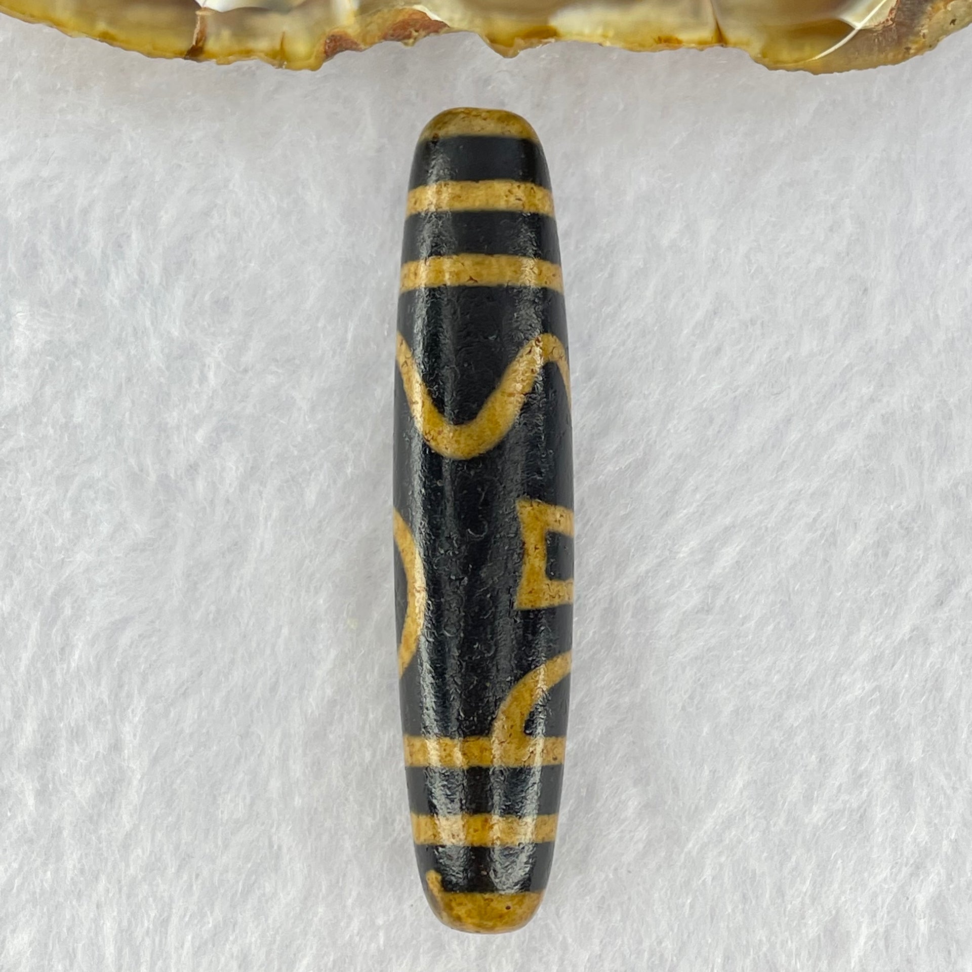 Natural Powerful Tibetan Agate 1 Eye Sky Door Long Dzi Bead Heavenly Master (Tian Zhu) 一眼天诛 14.22g 57.5 by 12.7mm - Huangs Jadeite and Jewelry Pte Ltd