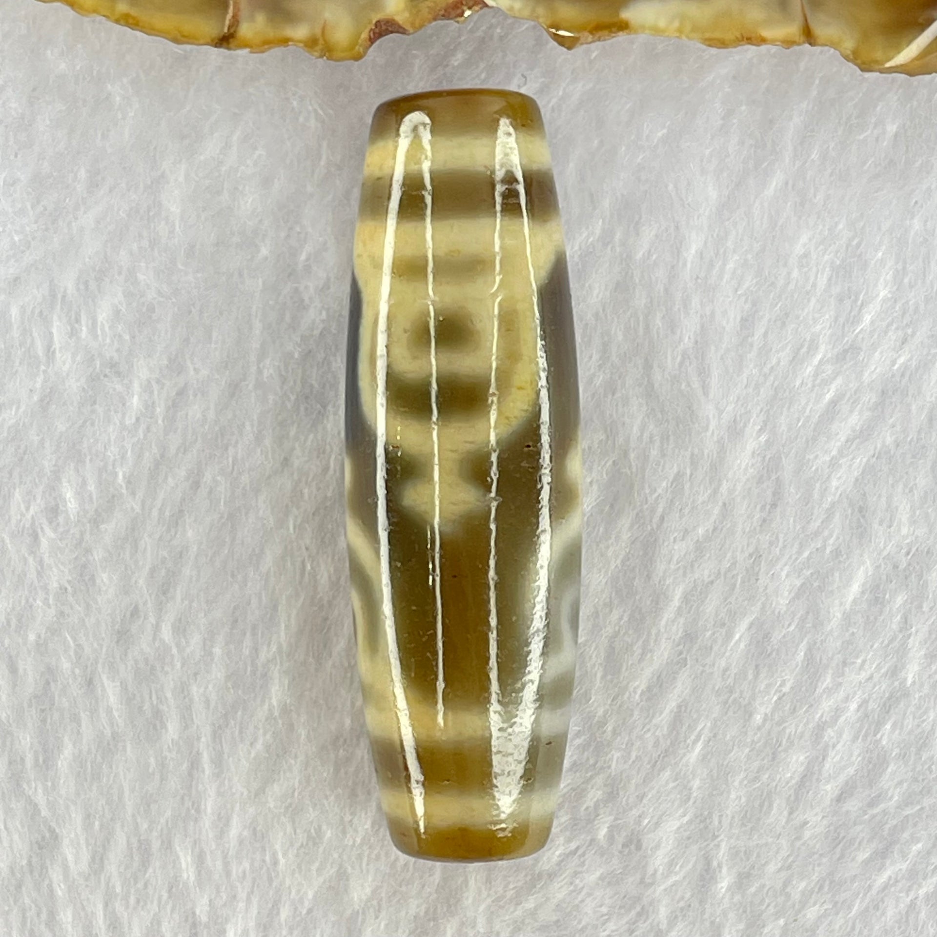 Natural Powerful Tibetan Old Oily Agate 4 Nectar Vessel Dzi Bead Heavenly Master (Tian Zhu) 花蜜容器眼天珠 17.35g 48.6 by 15.2mm - Huangs Jadeite and Jewelry Pte Ltd