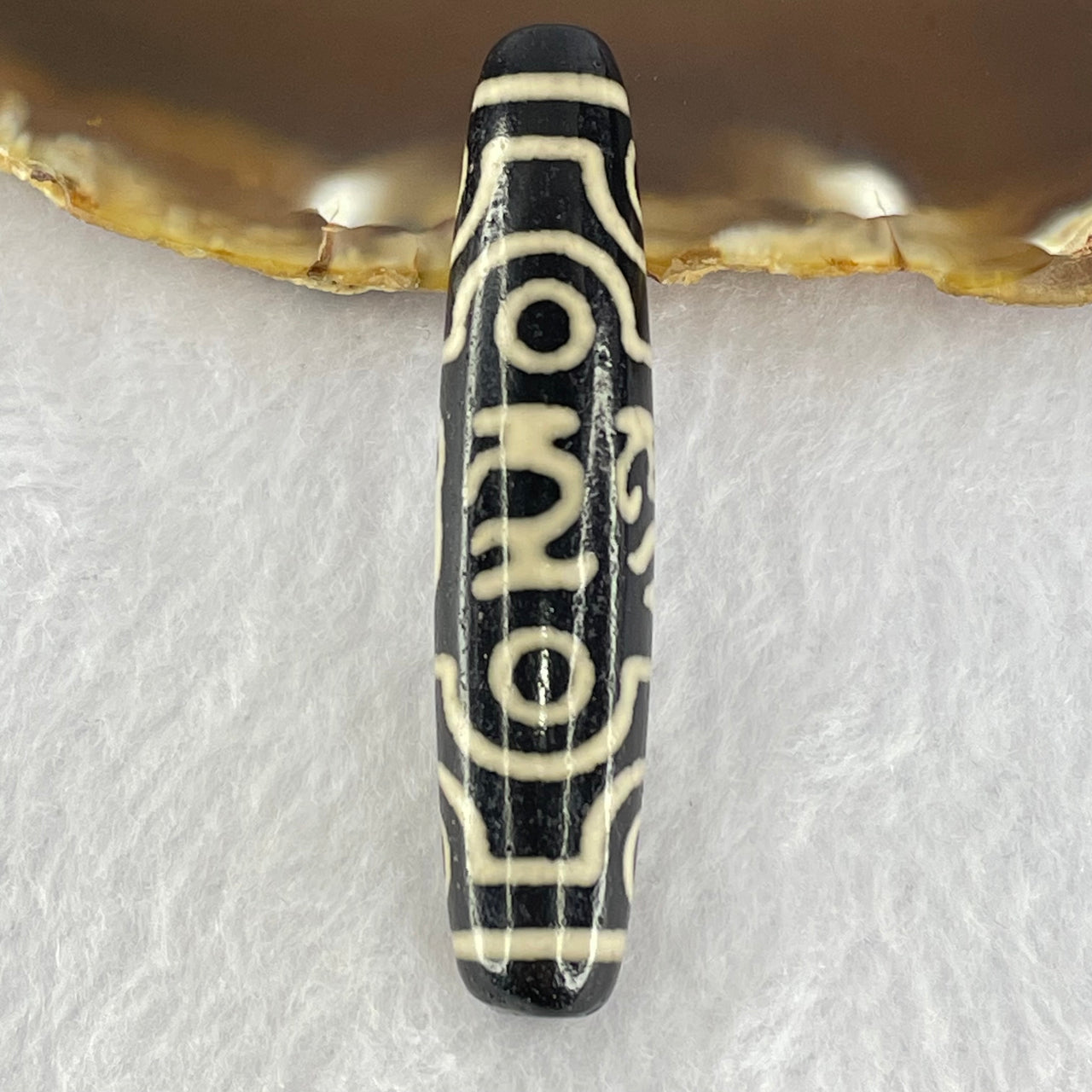 Natural Powerful Tibetan Old Oily Agate 8 Eyes Om Mani Padme Hum Dzi Bead Heavenly Master (Tian Zhu) 六字箴言八眼天珠 15.32g 58.6 by 13.2mm - Huangs Jadeite and Jewelry Pte Ltd