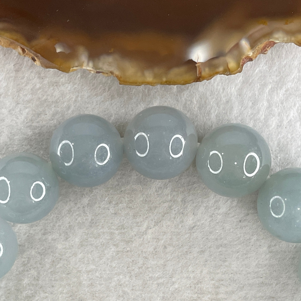 Type A High Quality Faint Grey & Lavender Jade Jadeite Beads Bracelet - 77.9g 14.5mm/bead 16 beads 18cm - Huangs Jadeite and Jewelry Pte Ltd