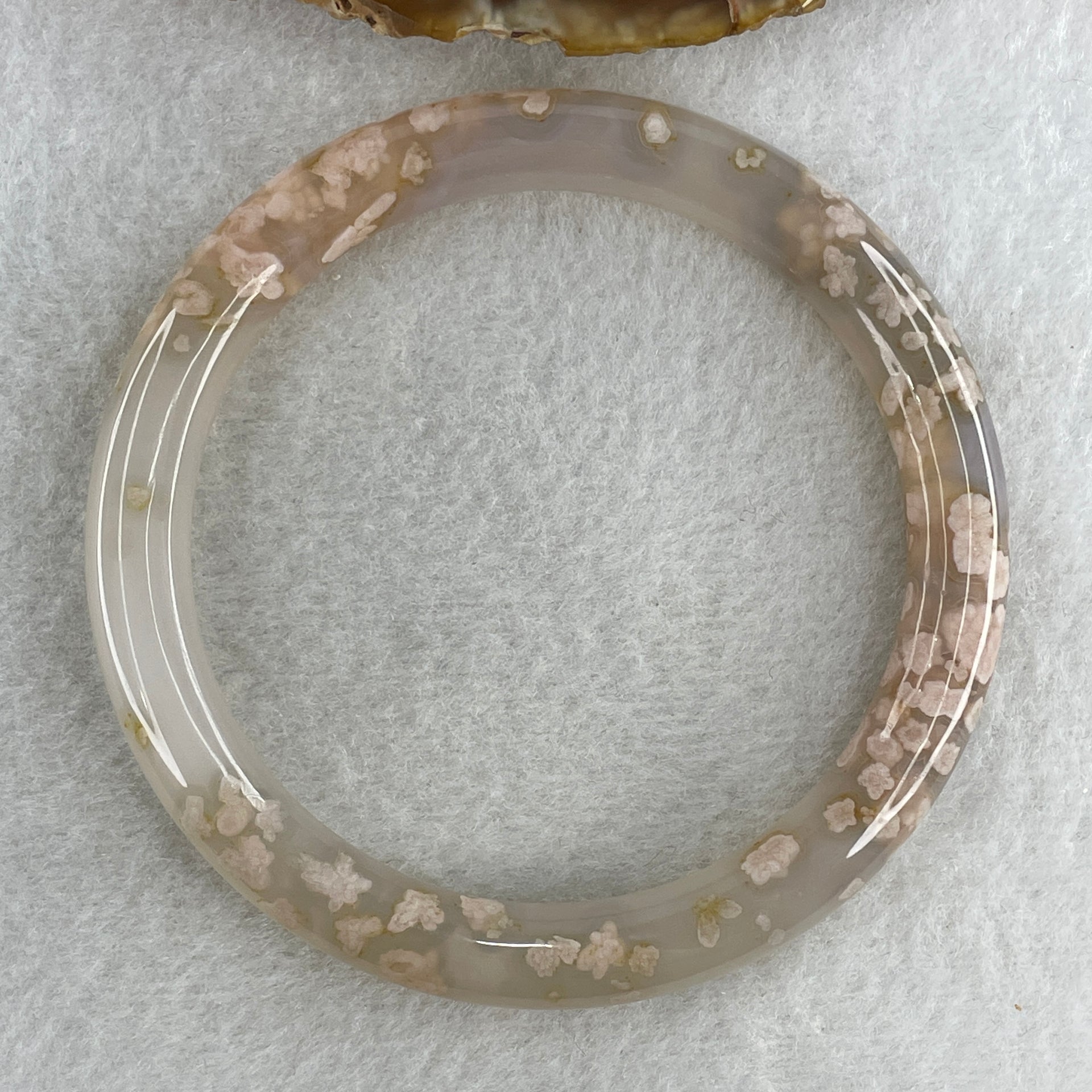 Natural Purple Flower Agate Bangle 39.10g Internal Diameter 63.7mm 9.2 by 9.3mm (Perfect) - Huangs Jadeite and Jewelry Pte Ltd