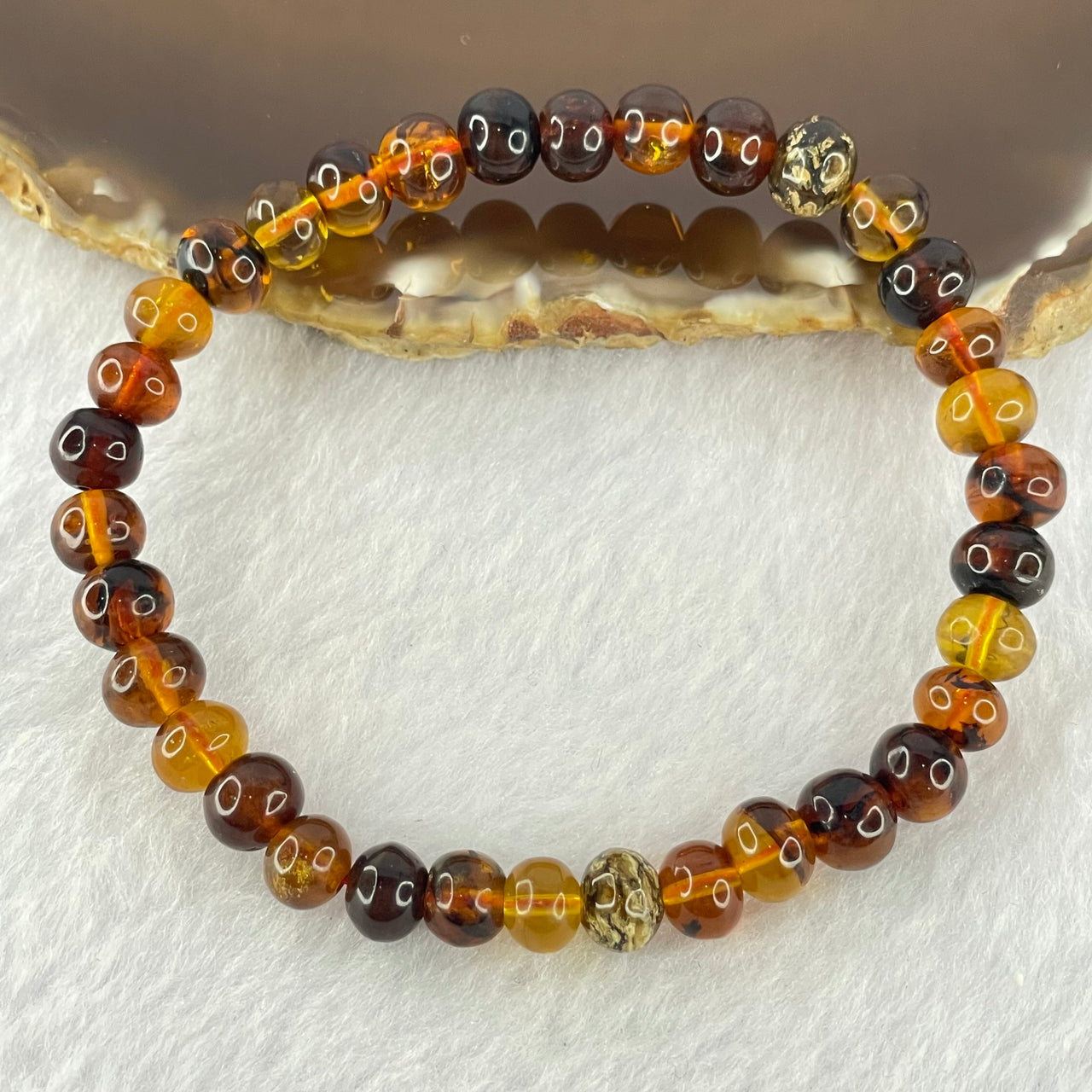 Natural Mixed Color Amber Beads Bracelet 6.74g 17.5cm 7.8mm 32 Beads - Huangs Jadeite and Jewelry Pte Ltd