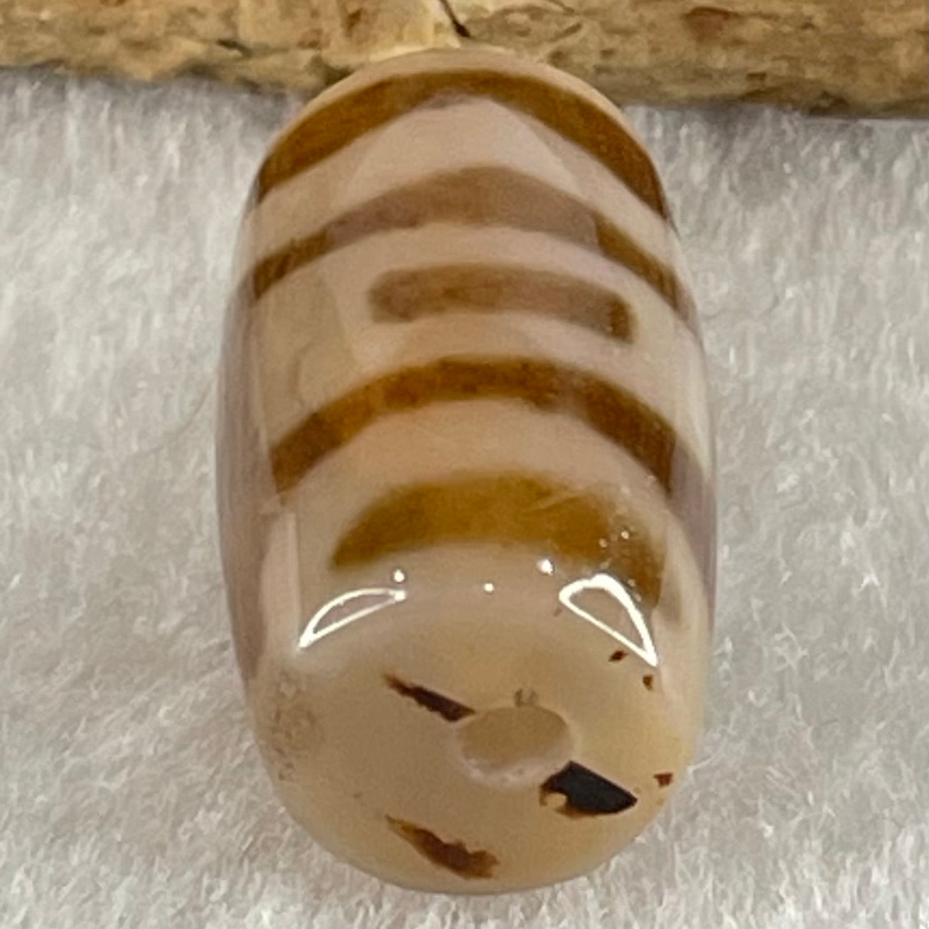 Natural Powerful Tibetan Old Oily Agate Sky Door Serenity 1 Eye Dzi Bead Heavenly Master (Tian Zhu) 一眼天门天诛 4.75g 20.2 by 11.8mm - Huangs Jadeite and Jewelry Pte Ltd