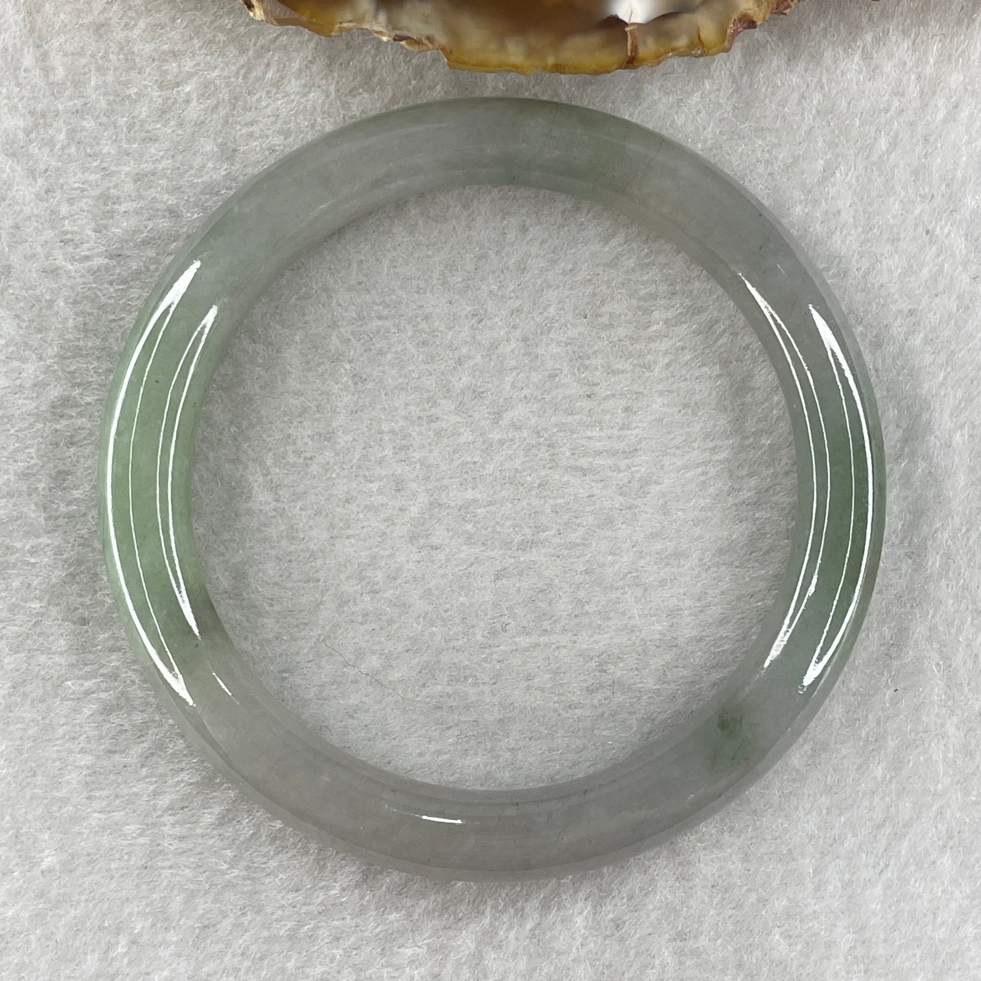 Type A Green with Wuji Lavender Jadeite Bangle Internal Diameter 51.3mm 31.15g 8.4 by 7.6mm (Very Slight Internal Lines) - Huangs Jadeite and Jewelry Pte Ltd