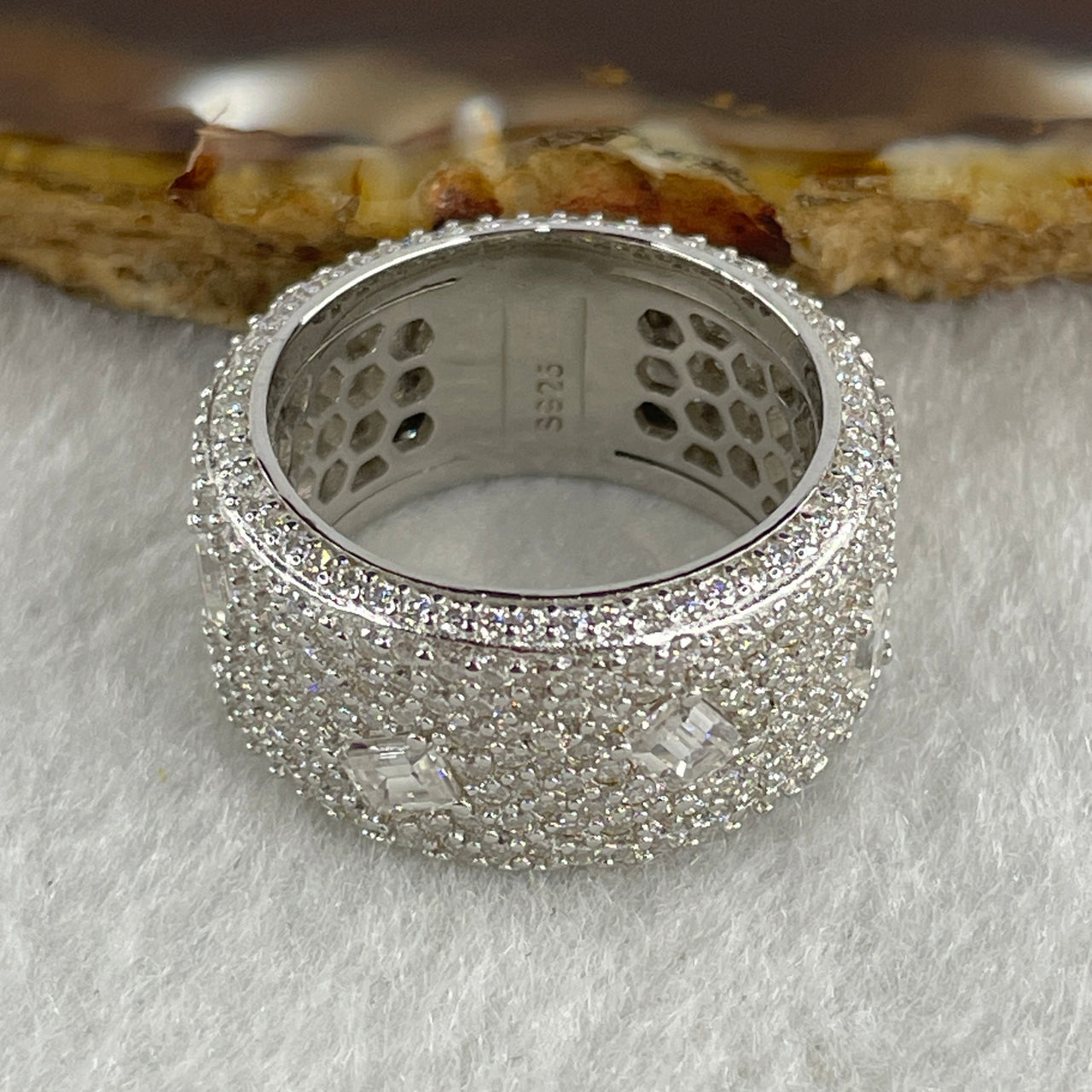 Moissanite in S925 Sliver Ring 9.01g 11.4 by 3.3mm US 8.2 HK 18.2