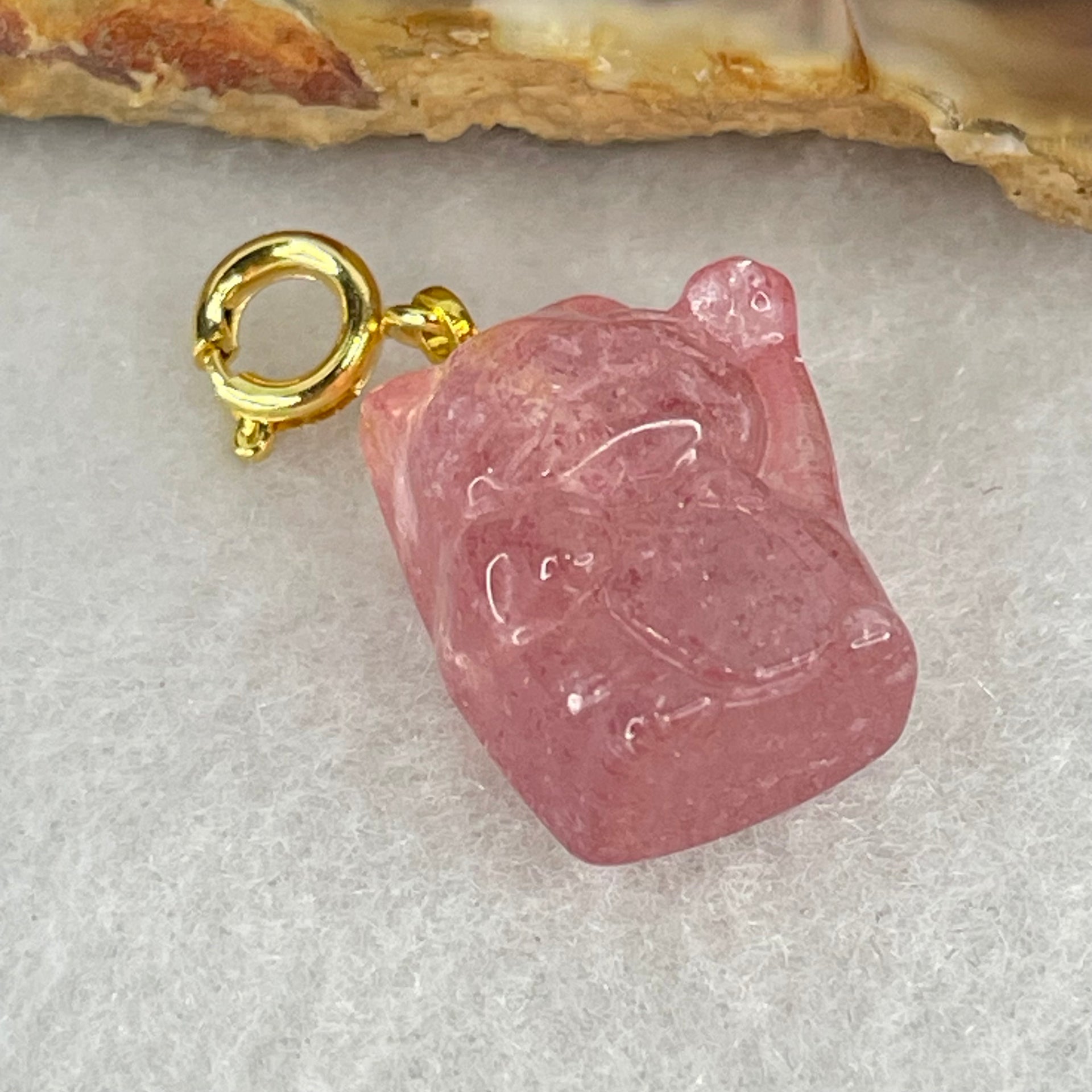 Natural Strawberry Quartz Fortune Cat Charm 4.00g 17.6 by 12.8 by 9.7mm - Huangs Jadeite and Jewelry Pte Ltd