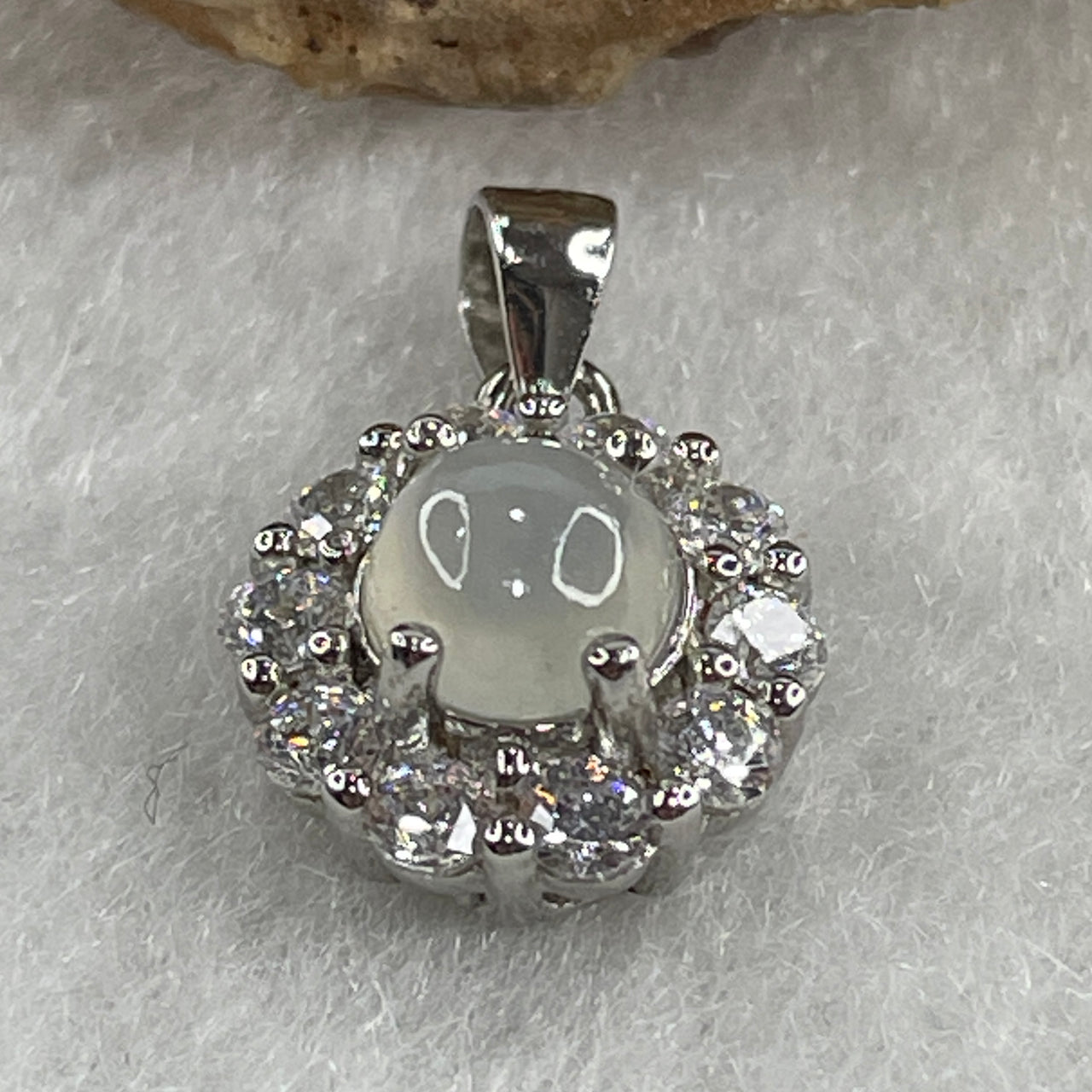 Type A Icy White Jadeite Pendant with Cubic Zirconia in S925 Sliver 1.43g 5.0 by 3.0mm