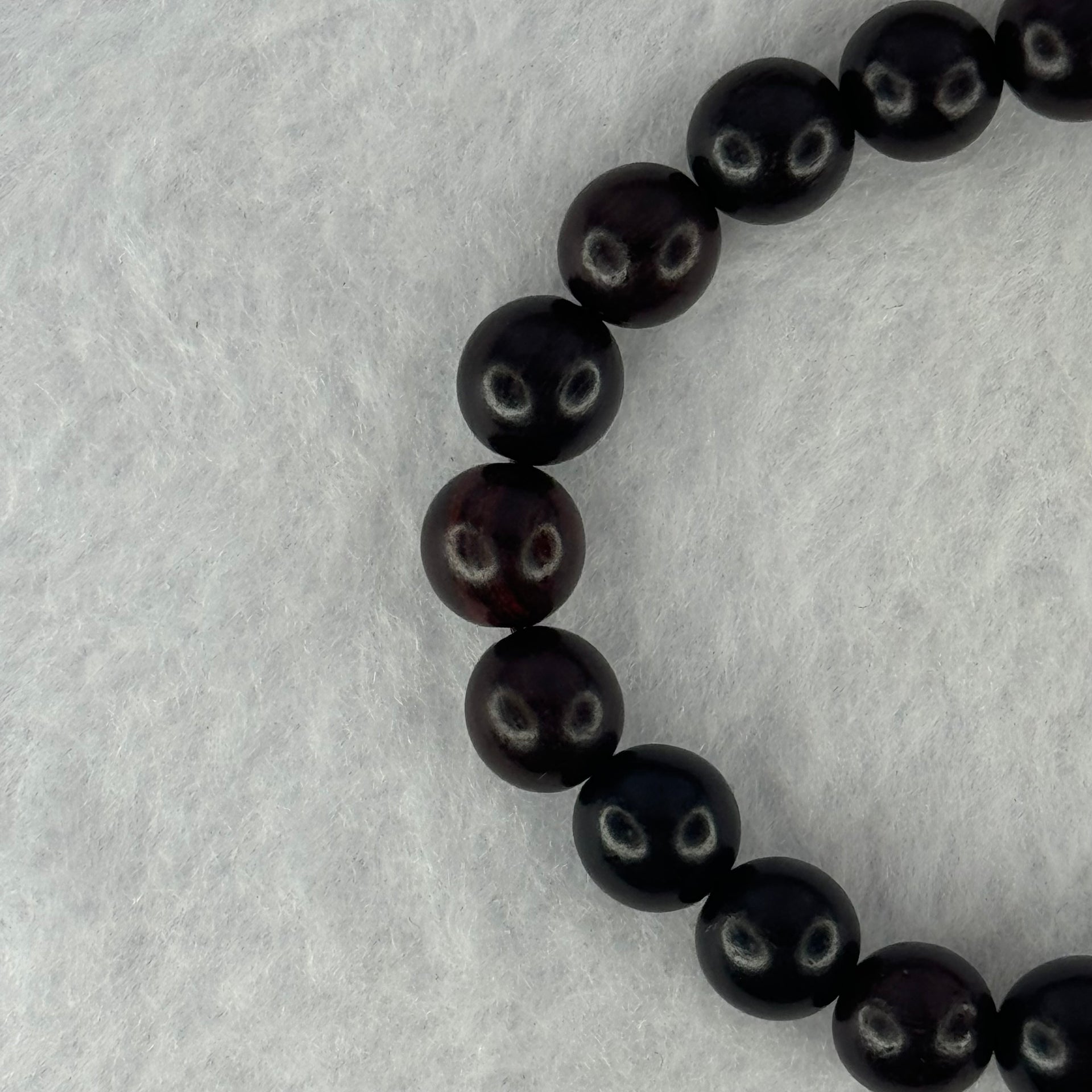 Natural Indian Small Leaf Zitan Rose Wood Beads Bracelet 天然小叶紫檀手链 6.16g 14.5cm 8.0mm 22 Beads - Huangs Jadeite and Jewelry Pte Ltd