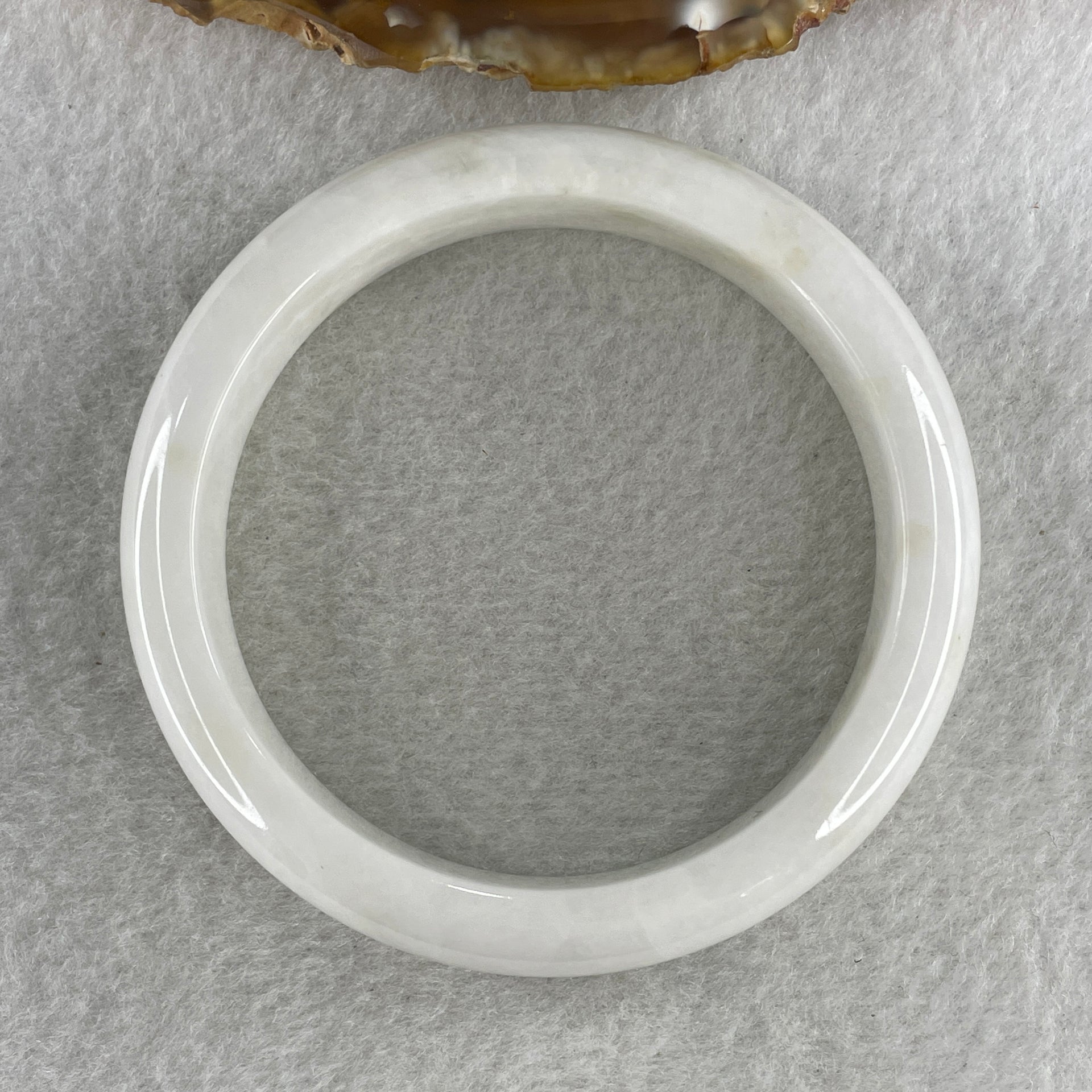 Type A Faint Lavender Jade Jadeite Bangle 61.24g inner Dia 58.4mm 13.9 by 8.2mm (External Line) - Huangs Jadeite and Jewelry Pte Ltd