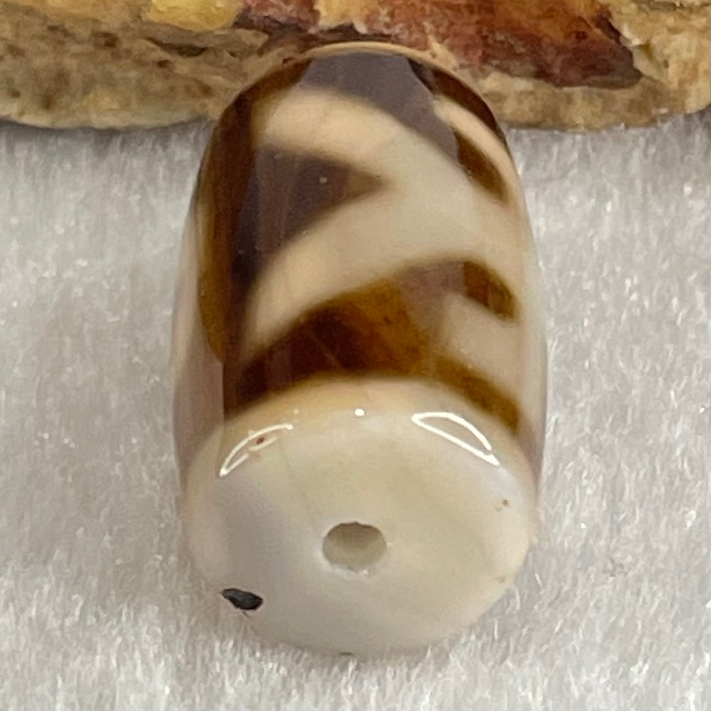 Natural Powerful Tibetan Old Oily Agate Patina Guiren Tairen Human Dzi Bead Totem Amulet Heavenly Master (Tian Zhu) 贵人天诛 4.85g 19.7 by 11.8mm - Huangs Jadeite and Jewelry Pte Ltd